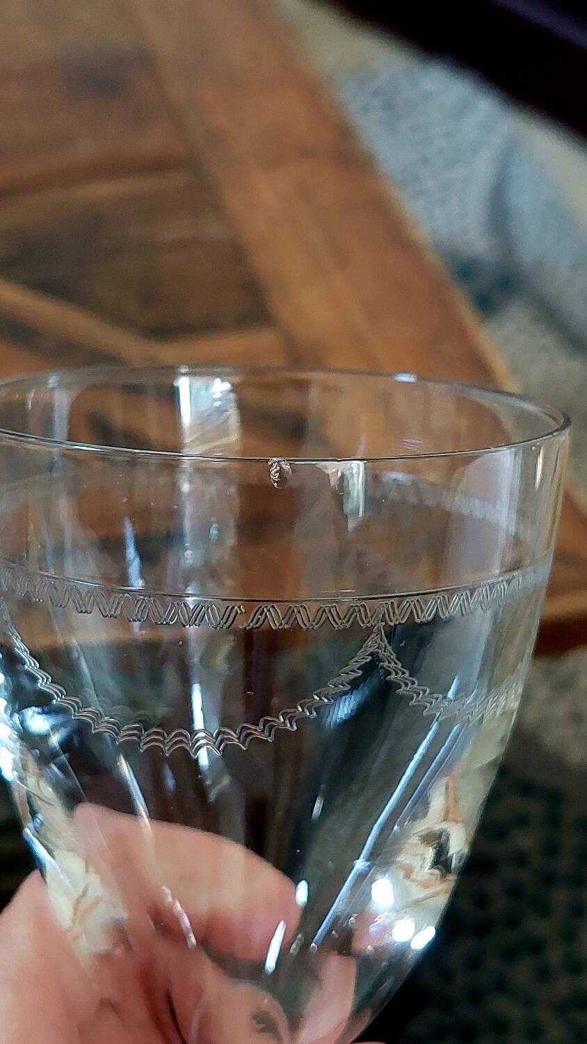 Lot de 8 verres en cristal gravé – Style Louis XVI
