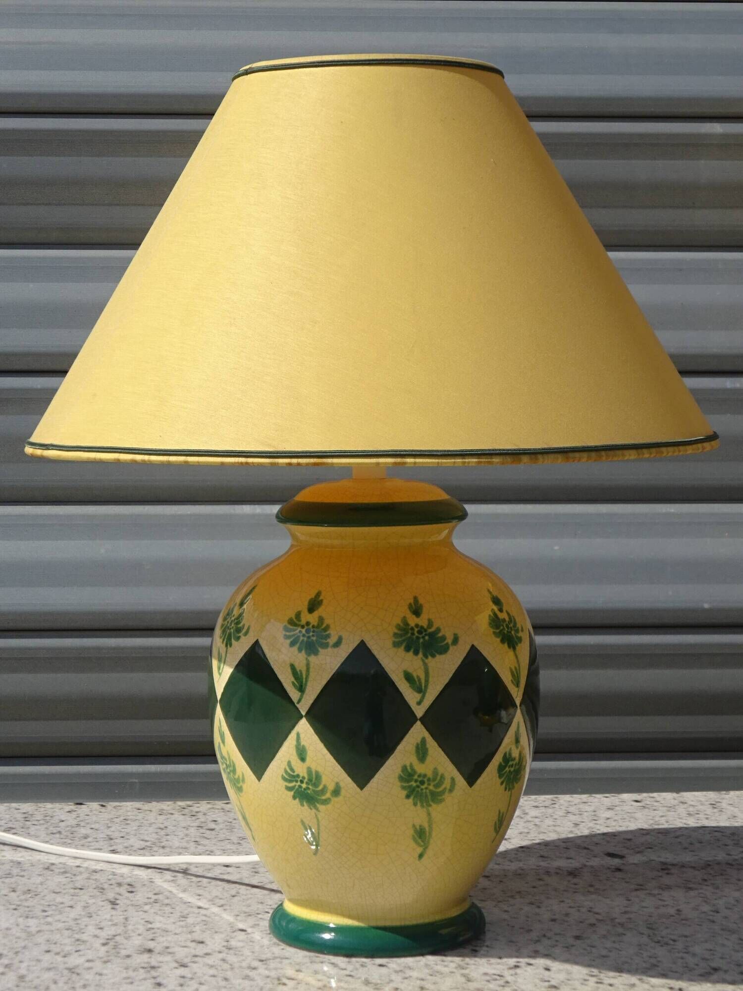 Large Drimmer living room lamp