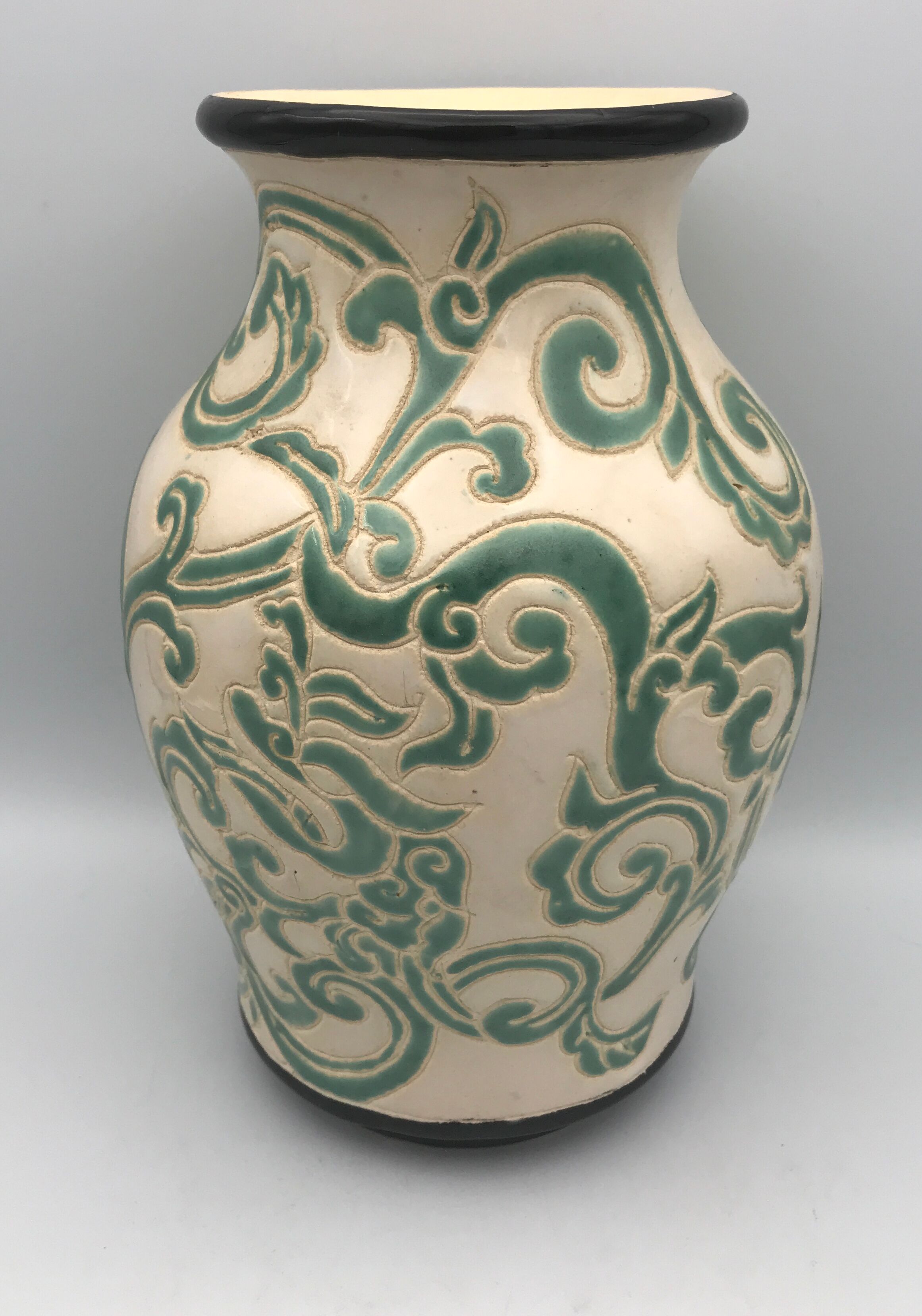 Vintage vase in glazed ceramic with carved decoration of arabesque 22.5 cm