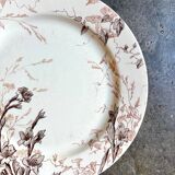 Ironware cake plate from Creil and Montereau, "Glaïeul" service