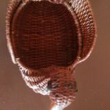 empty basket duck pocket