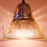 Suspension in ridged glass and support in polished cast aluminum