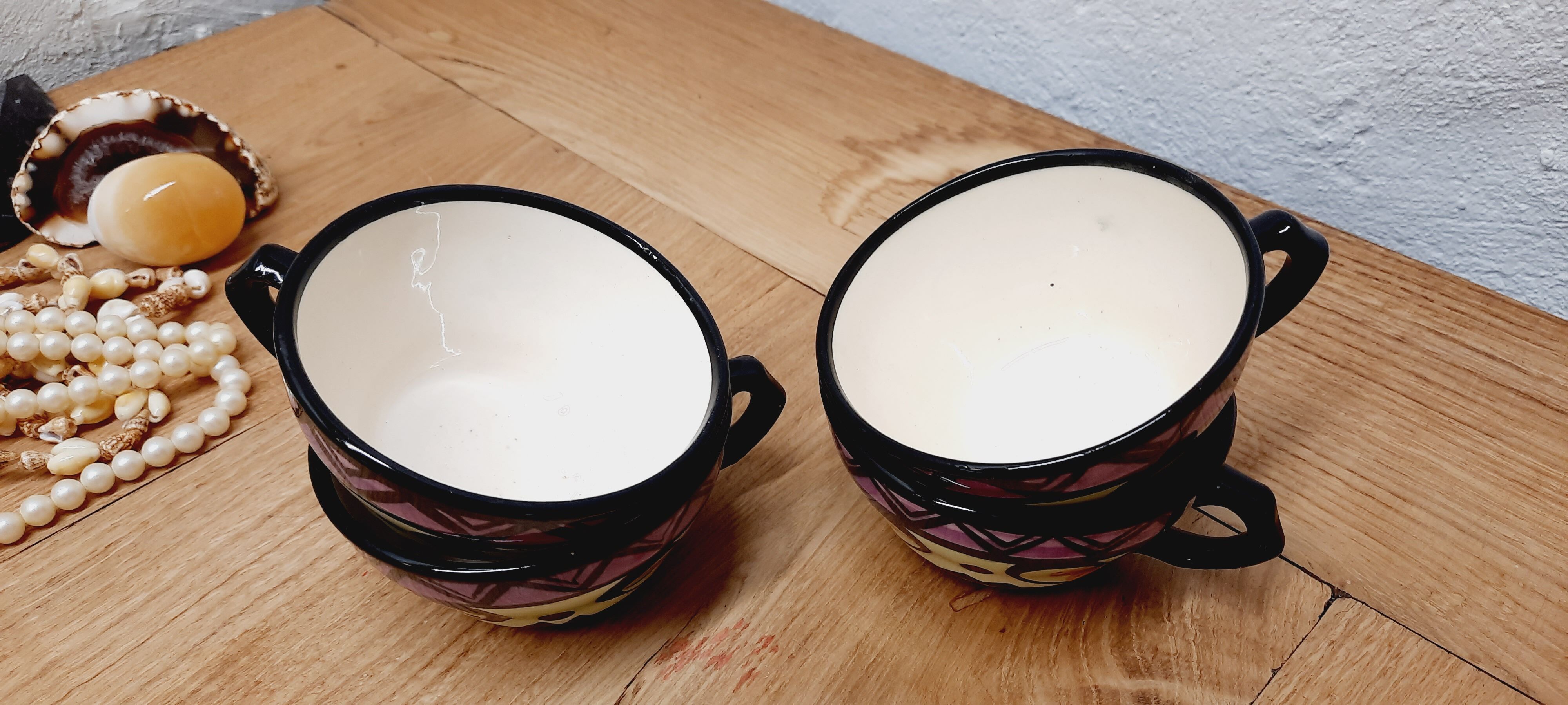 Lot 4 ceramic cups Saint Jean