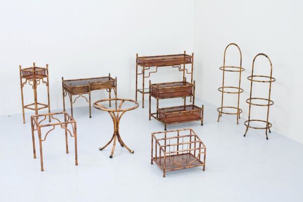 Set de 9 jardinières et petites tables en faux bambou avec plateau en verre, France, années 1970