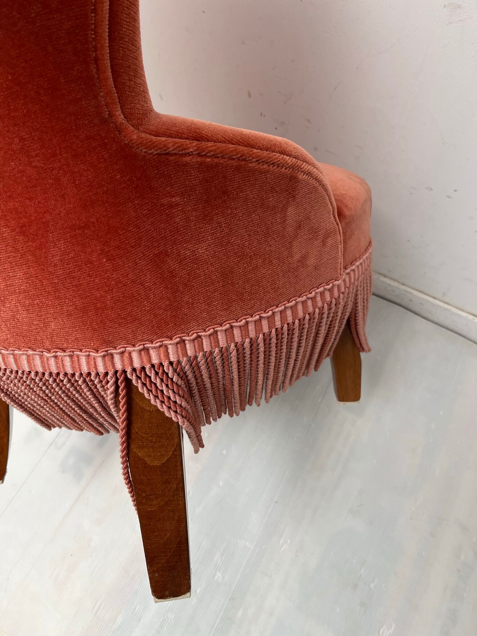 Vintage toad armchair