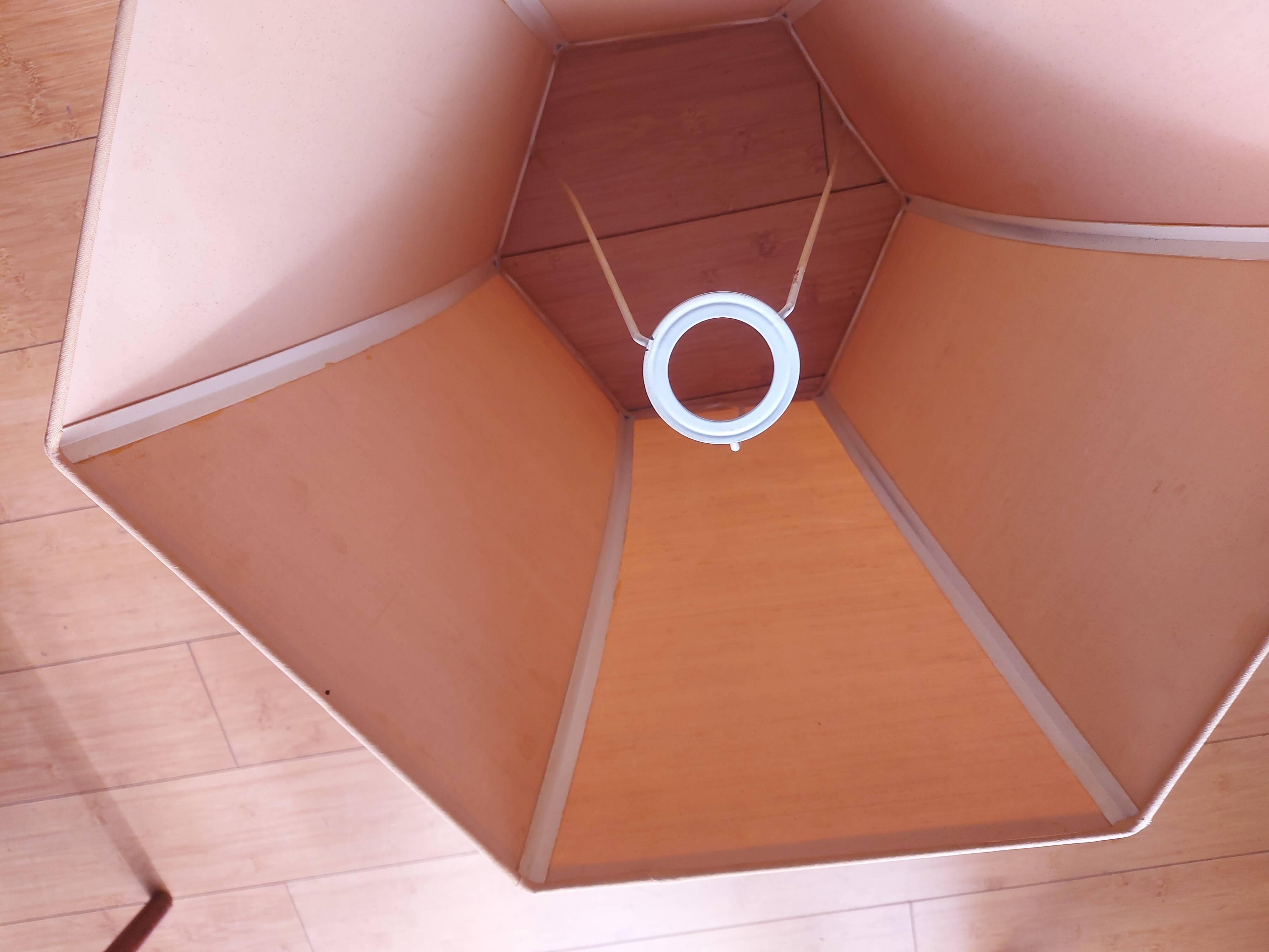 Lampe pagode , abat jour soie