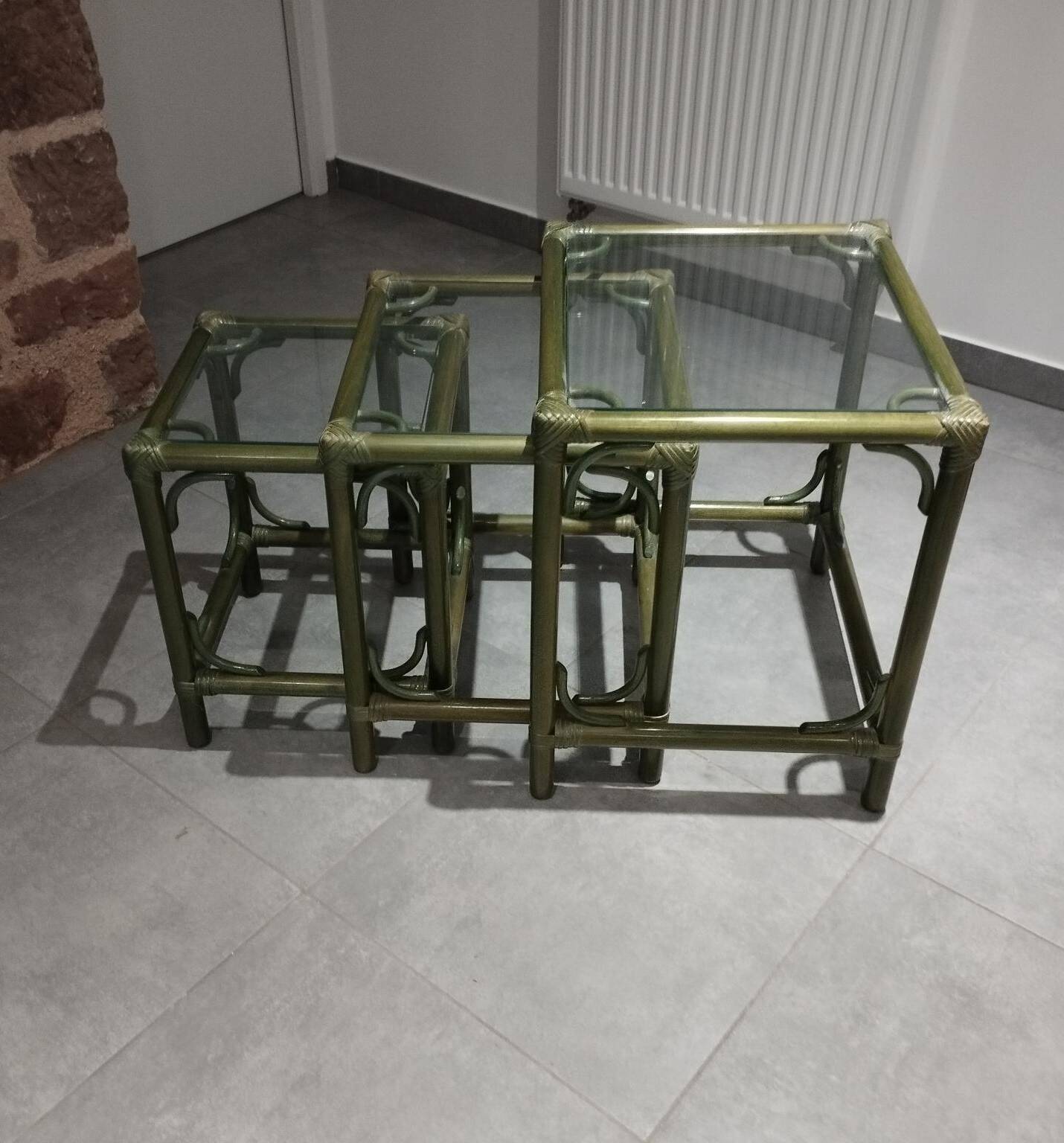 Vintage nesting table, in green colour.