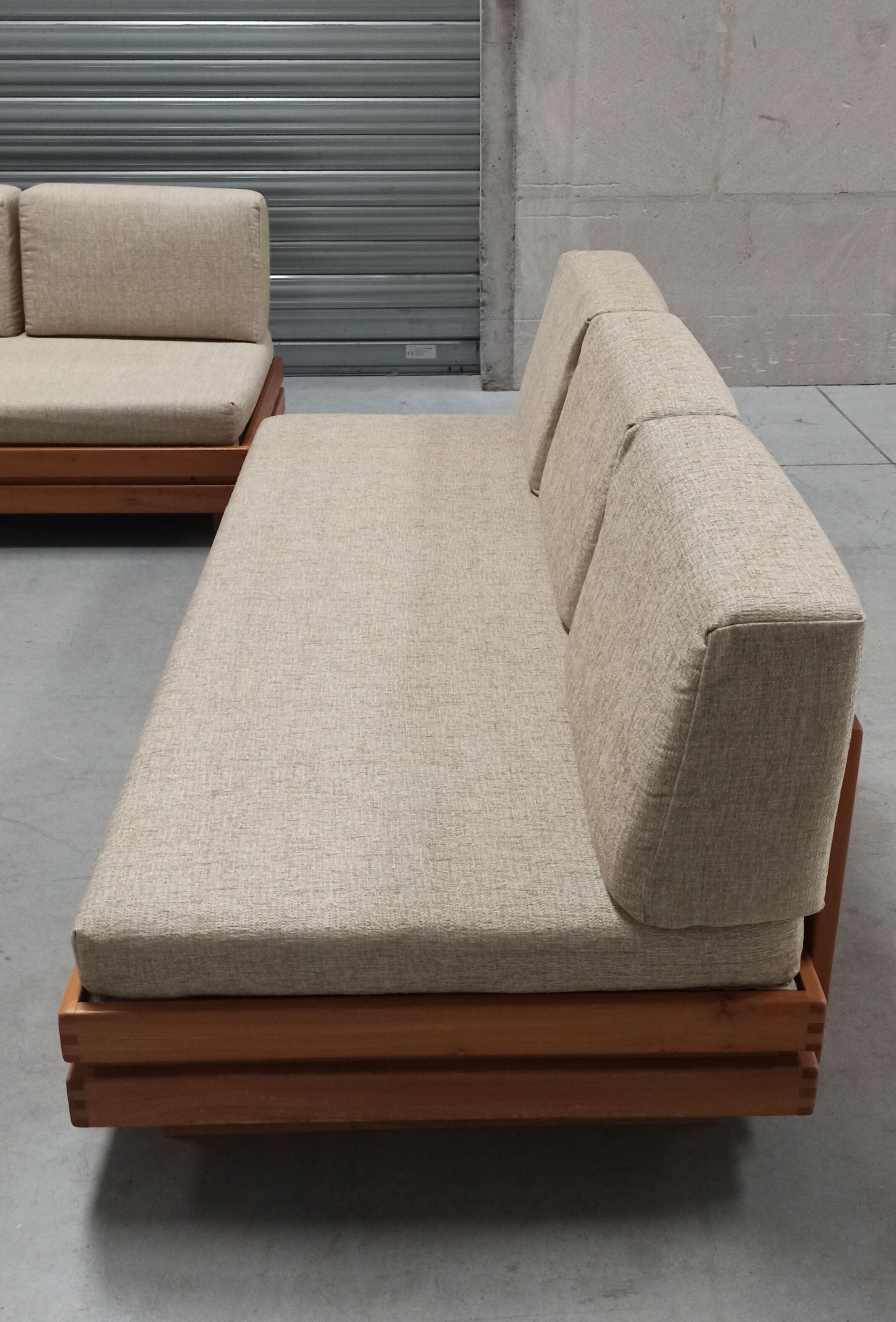 Elm sofa Maison Regain, 60's