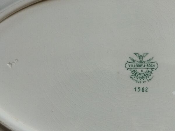 Plat ancien en faïence Villeroy & Boch Mettlach 1562 Vieux Strasbourg / Alt Strassburg