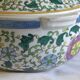 Soup tureen / dish with lid in Chinese porcelain, floral decorations.