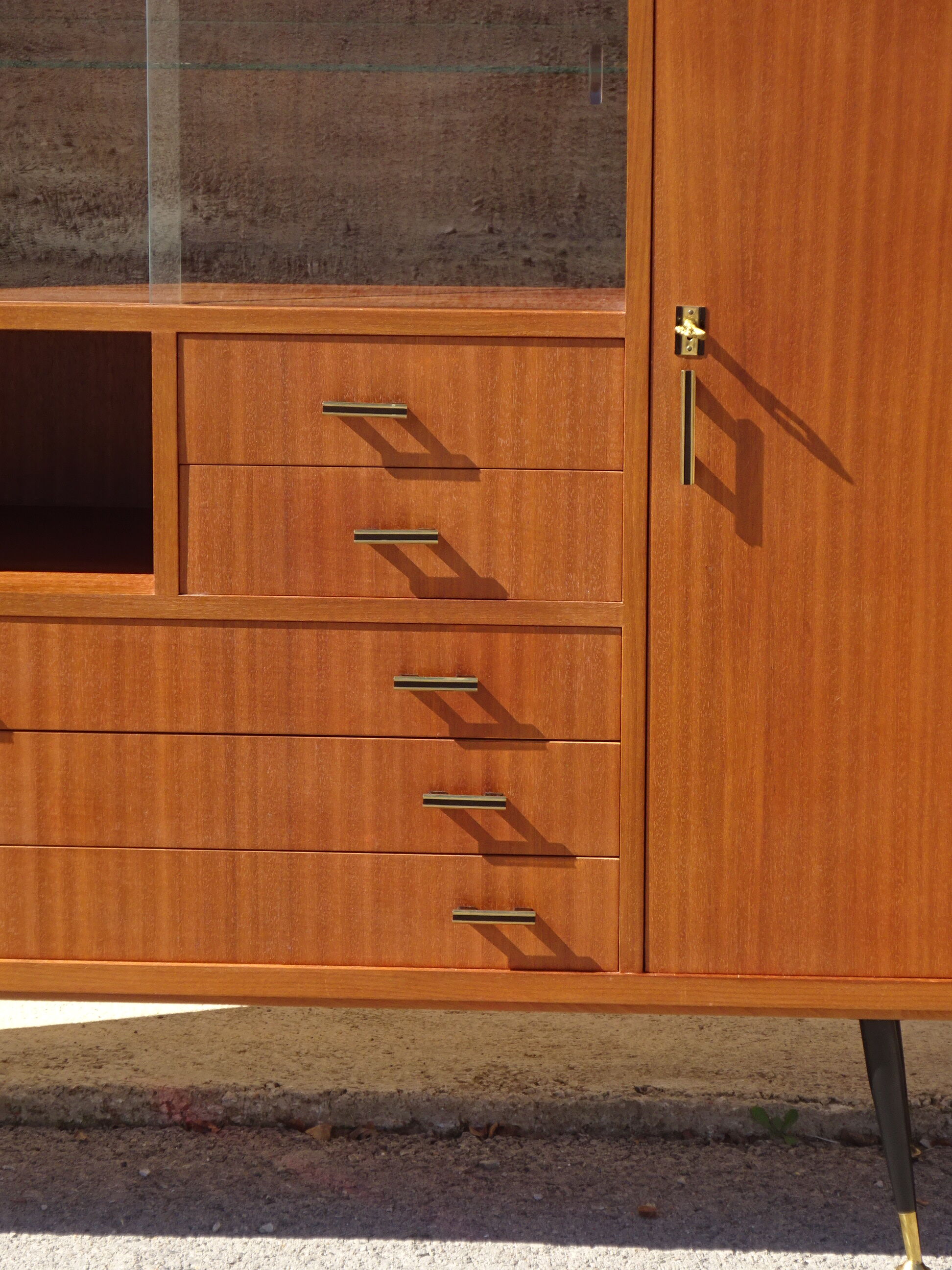 Office furniture in teak veneer, from the 60's