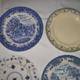 Set of 12 different flat plates