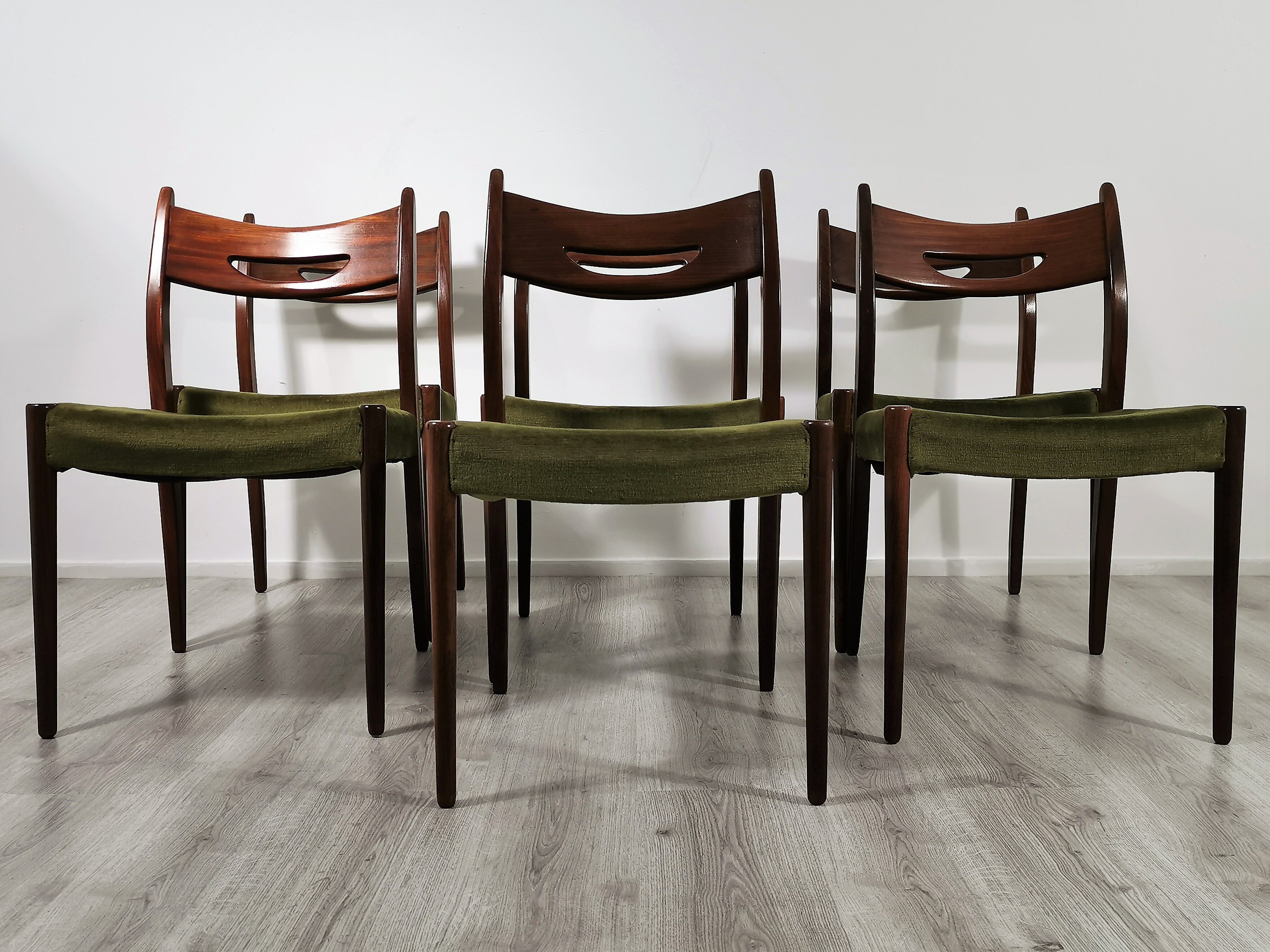 Set Vintage Teak Dining Chairs