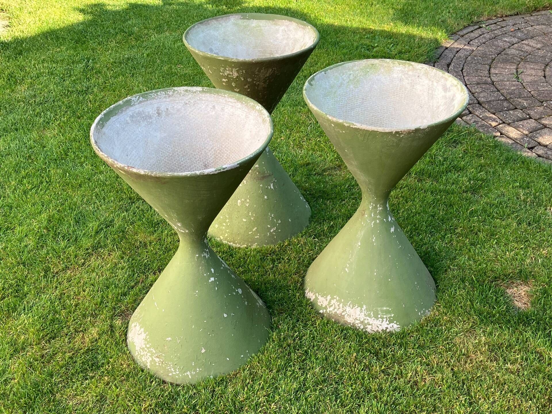 3 Diabolo Pflanzkübel von Willy Guhl für Eternit