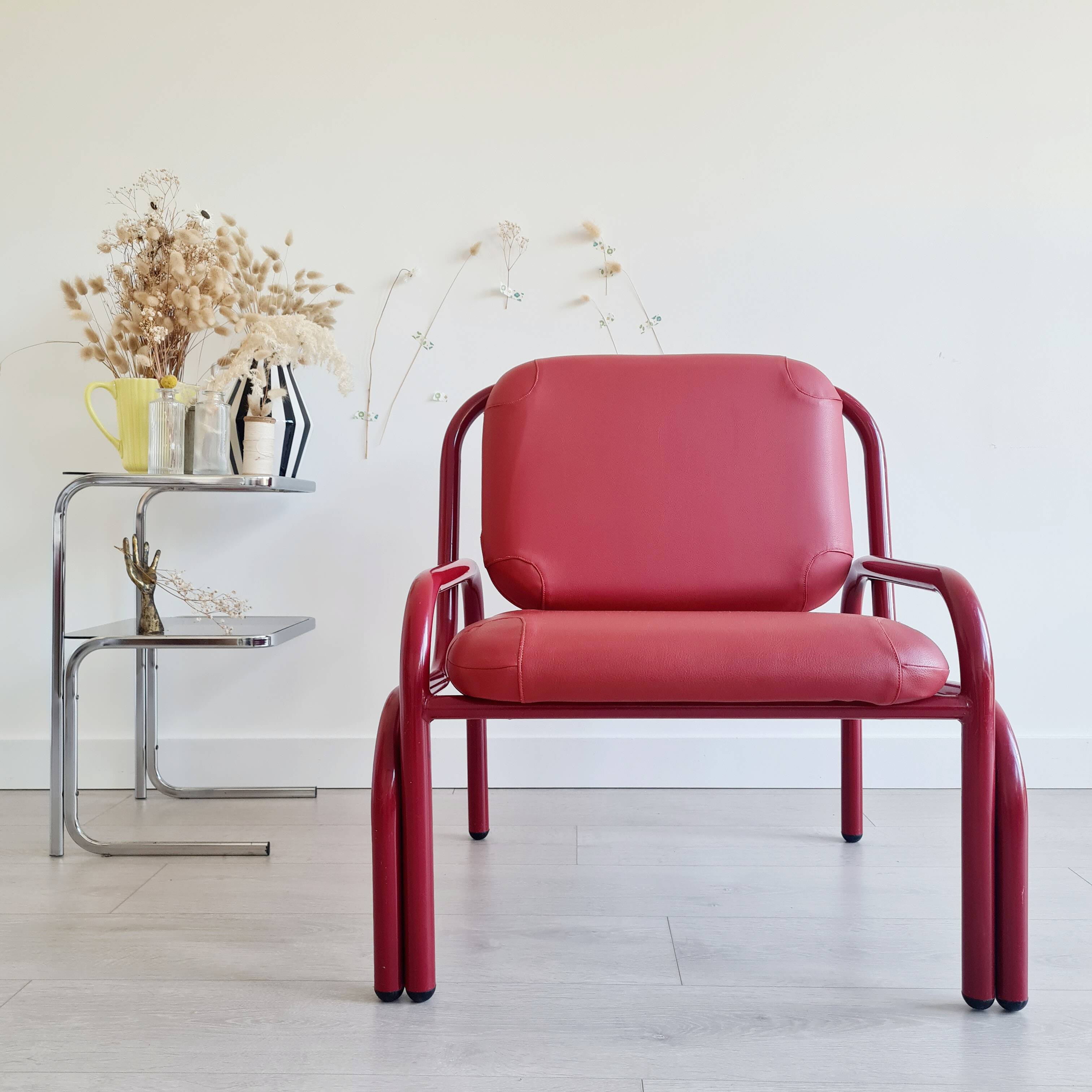 Fauteuil design italien rouge années 80