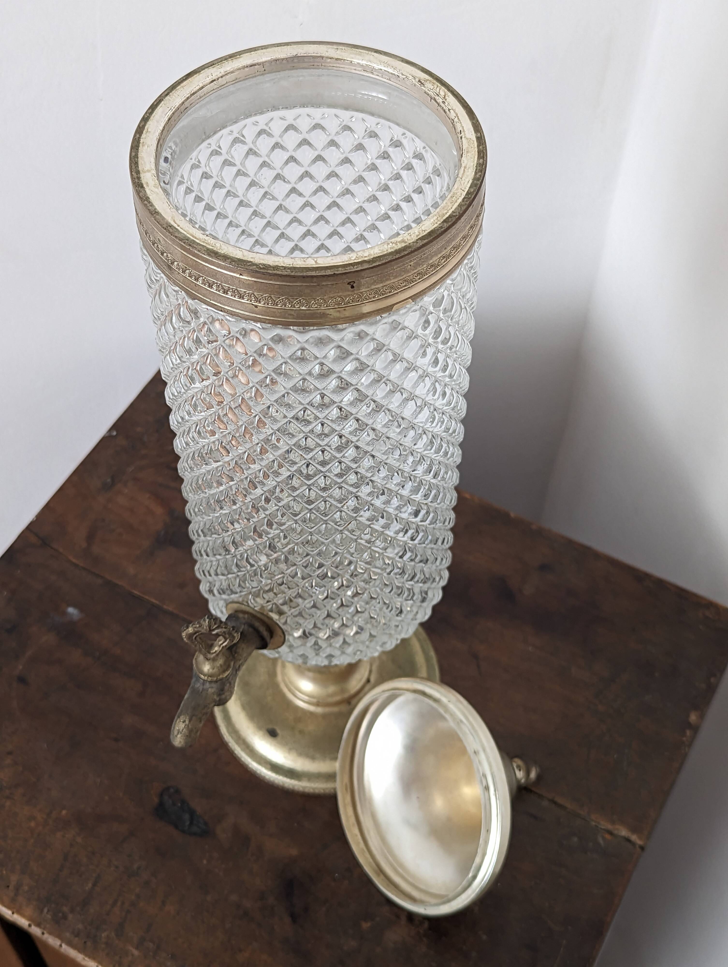 Crystal liqueur/absinthe fountain