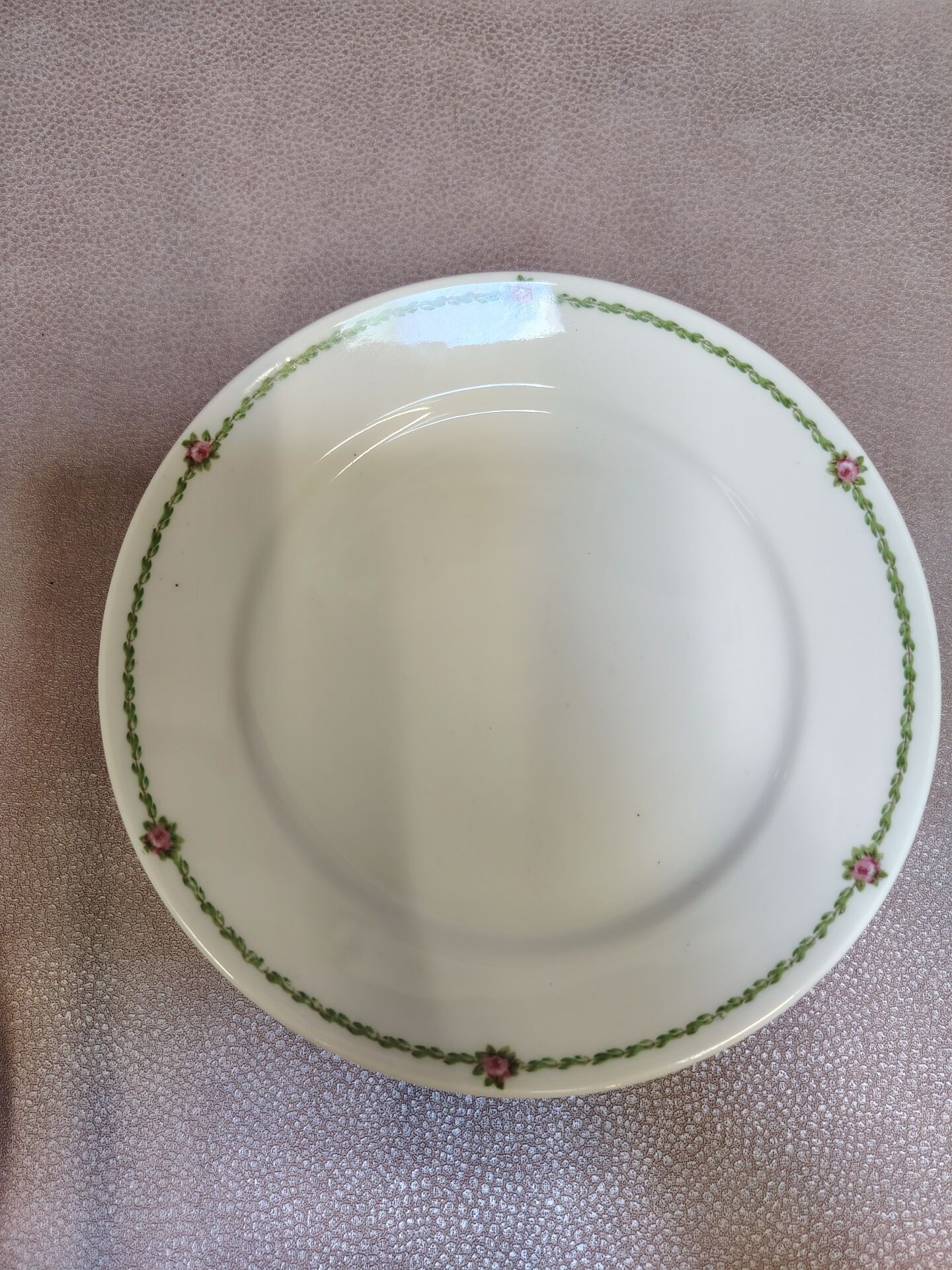 Set of 8 floral decorated porcelain dessert plates GDA Limoges