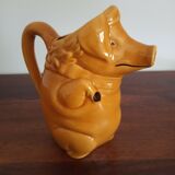 Anthropomorphic pitcher in dabbling