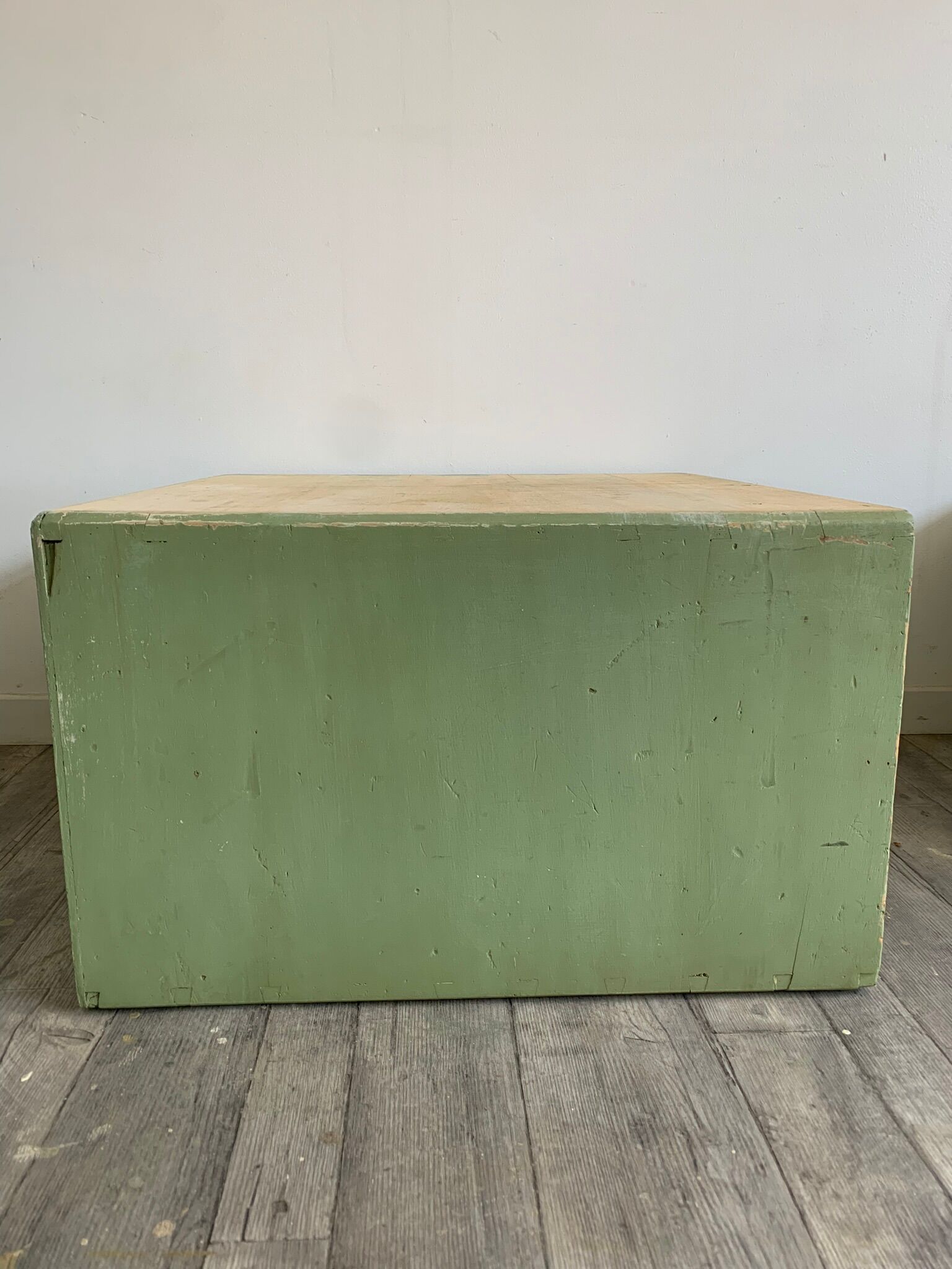 Petit meuble de métier