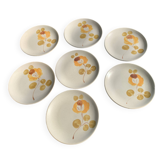 7 flat plates in Loire ceramic 1713 faience of Saint Amand France, hand painted vintage