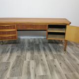 Bureau du milieu du siècle