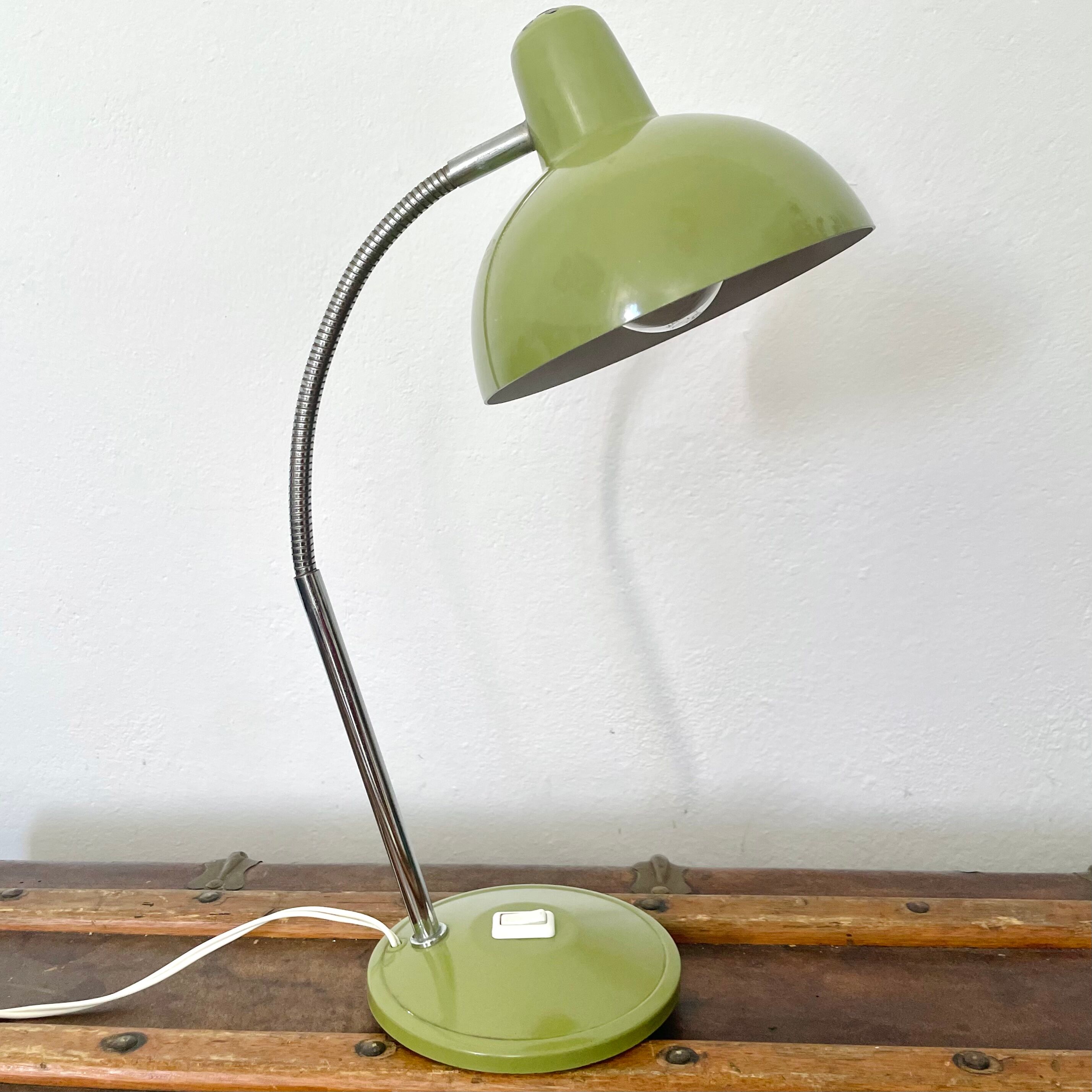 Khaki desk lamp 70s