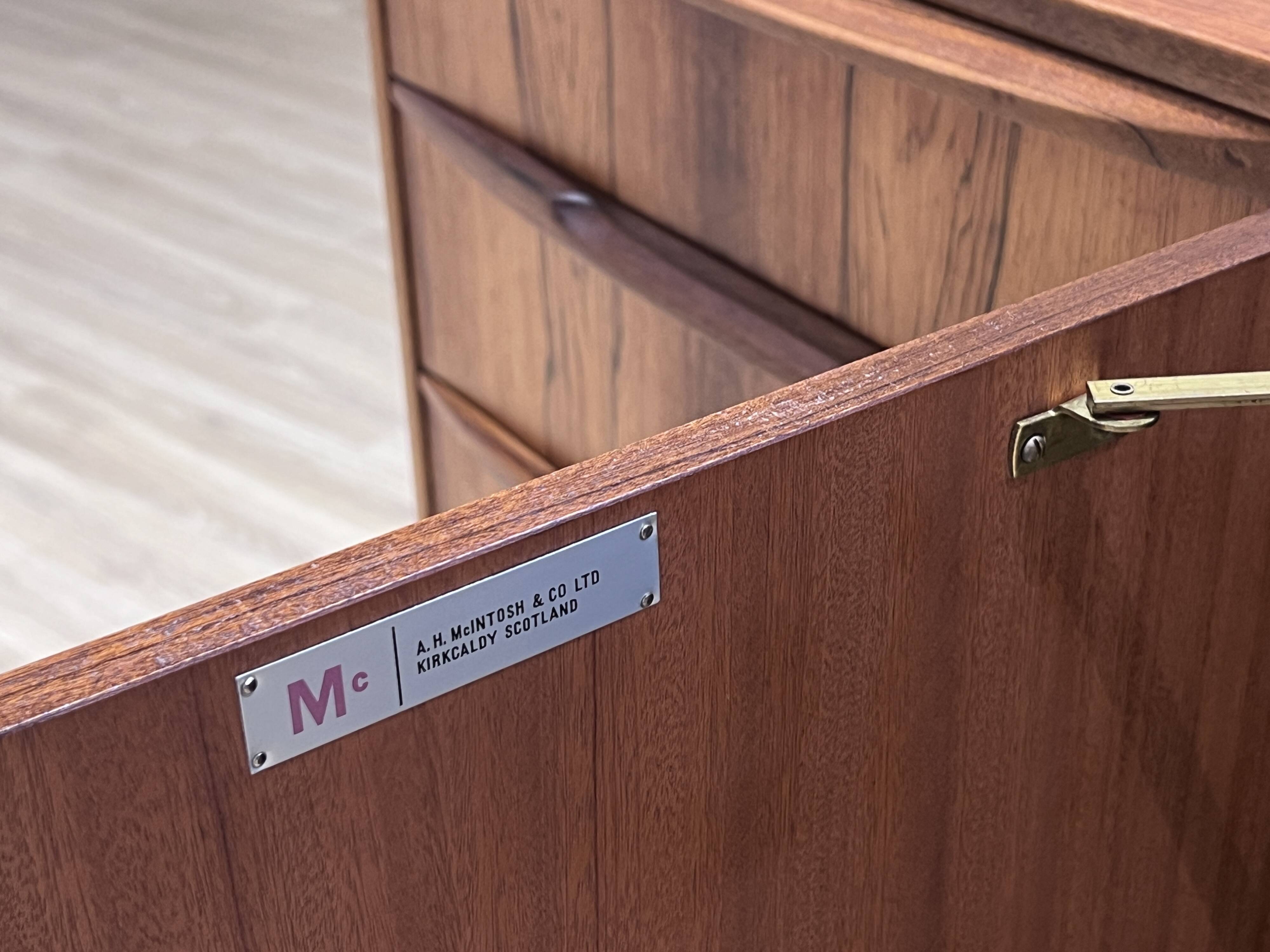 Enfilade vintage en palissandre par Tom Robertson pour McIntosh, Écosse, 1960