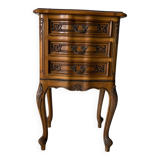 Chevet ou chiffonnier de style Louis XV – 3 tiroirs sculptés