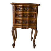 Chevet ou chiffonnier de style Louis XV – 3 tiroirs sculptés