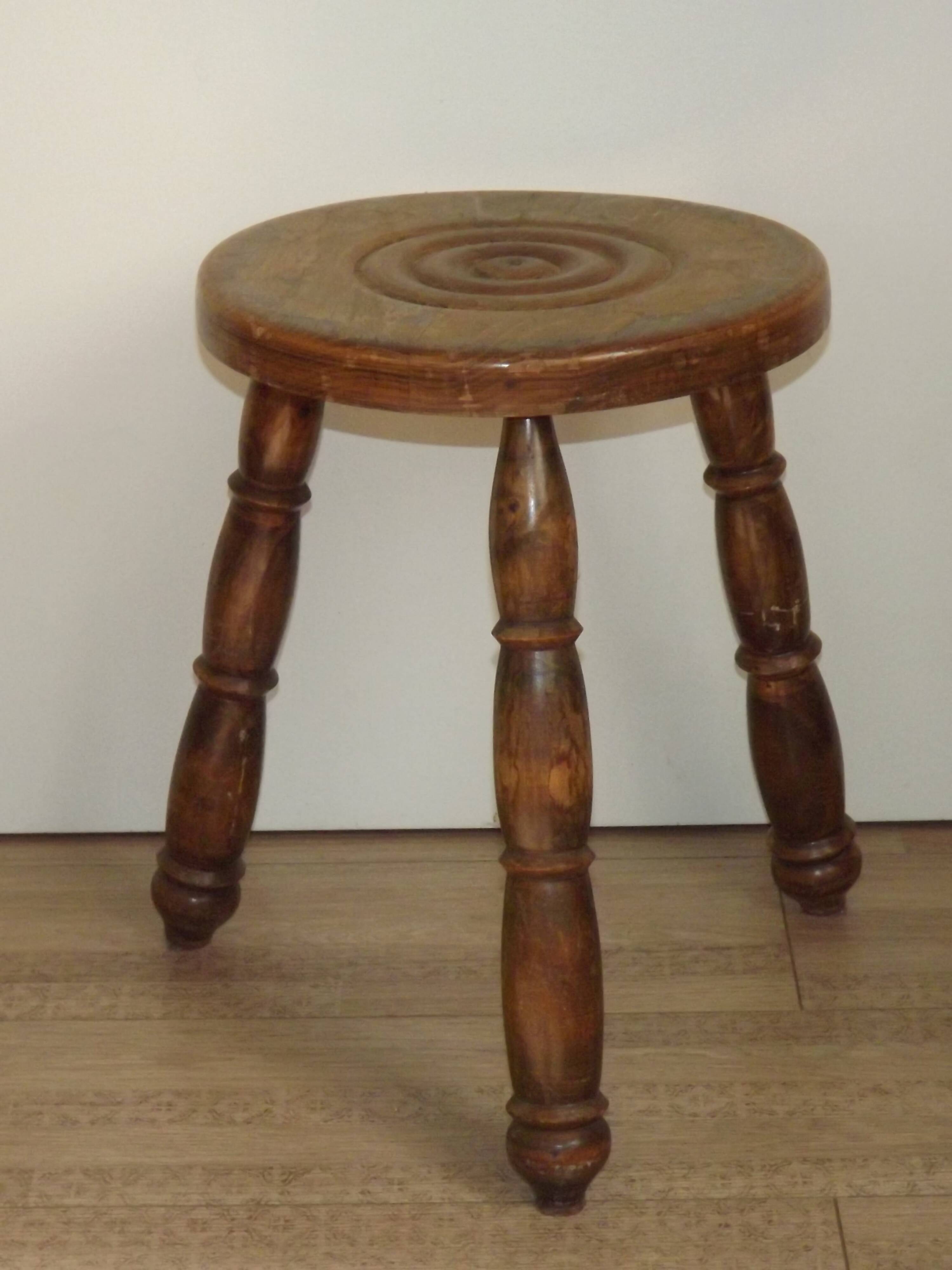 Vintage French Handmade Wooden Milk Stool with 3 Spindle Legs and Bullseye Seat 5311