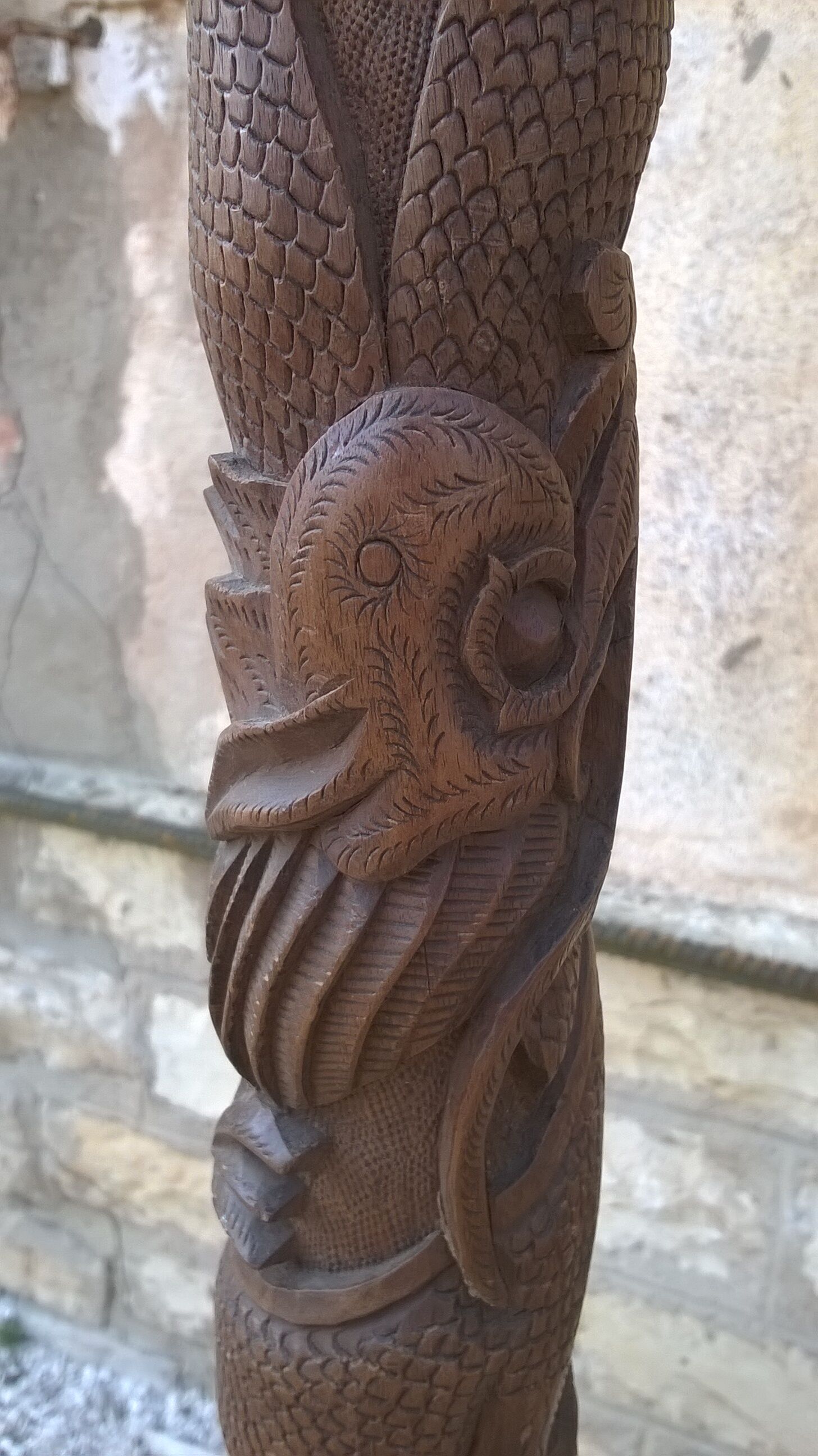 Lampadaire bois sculpté chinois