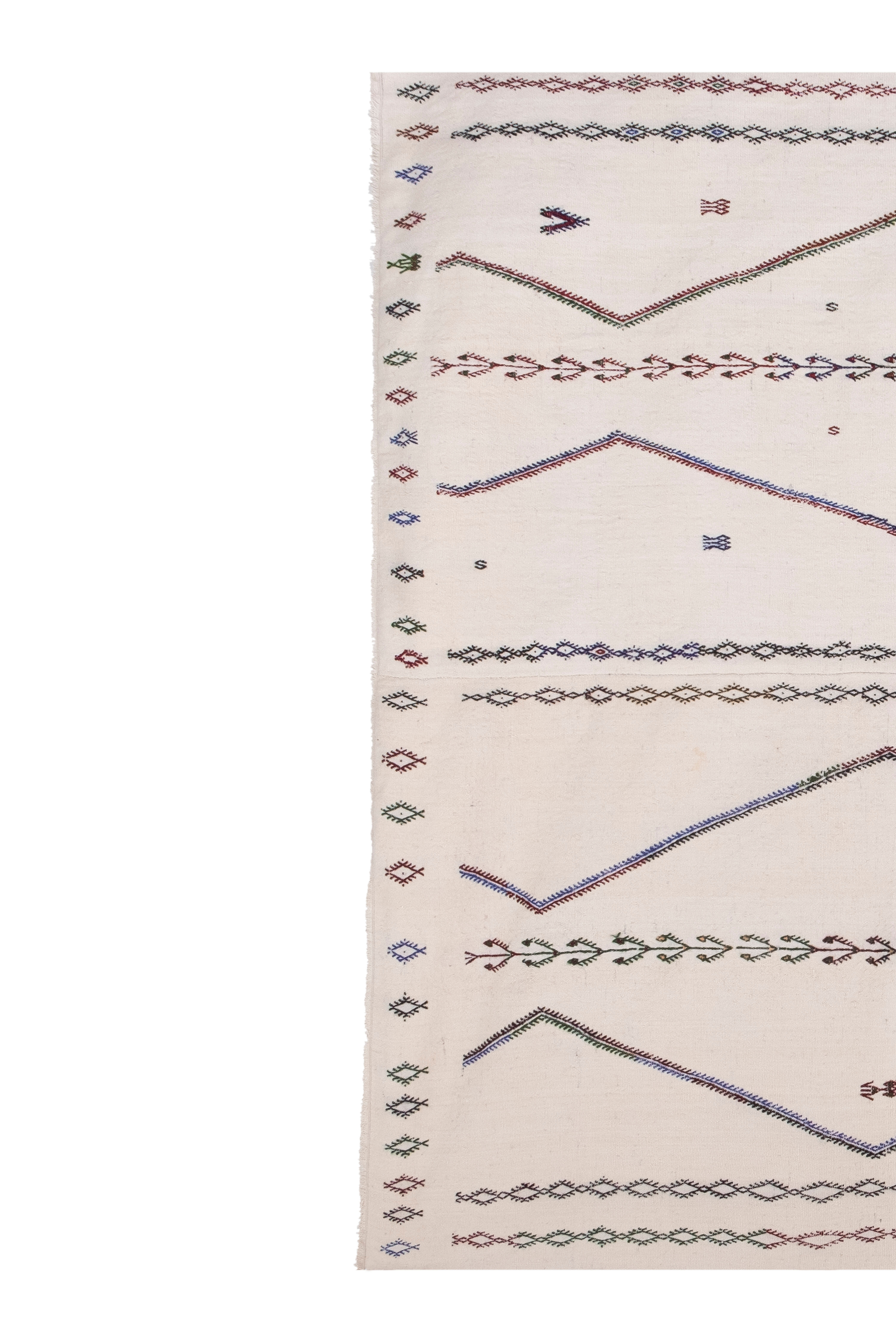 Carpet 179x210 cm