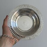 Plat ancien, panière ancienne