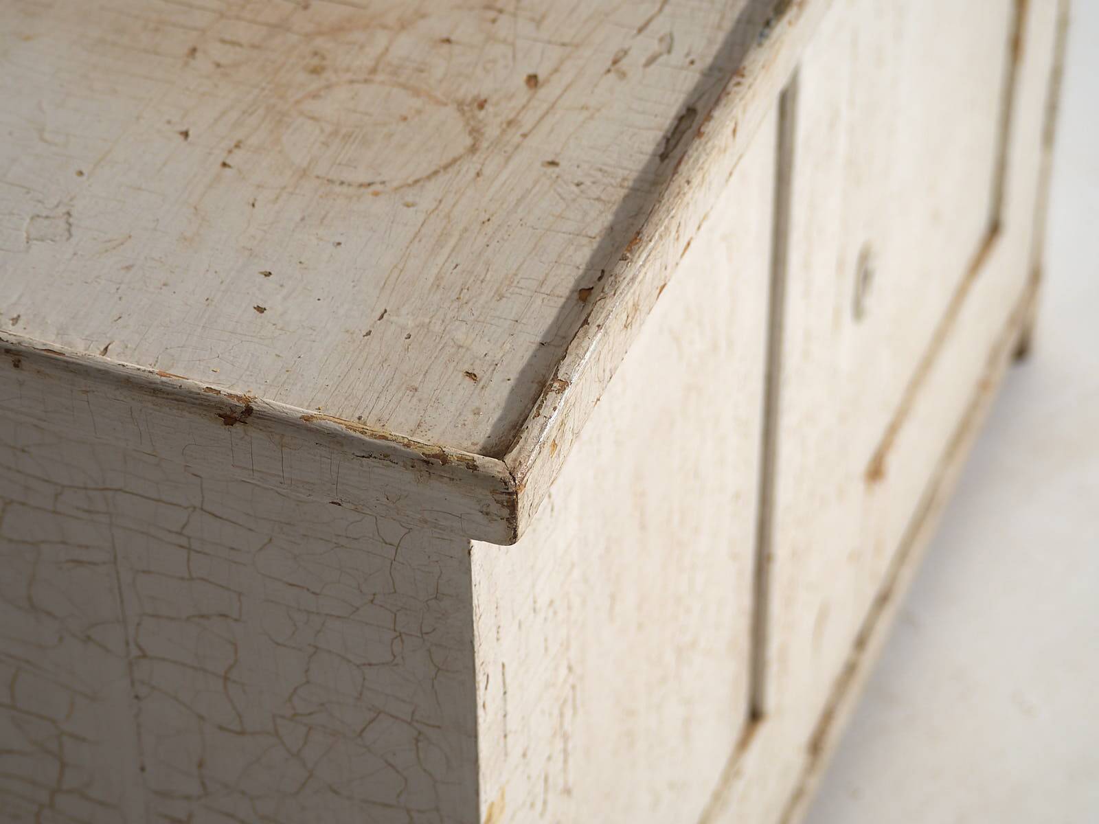 Ancienne petite armoire blanche (c.1900) #63