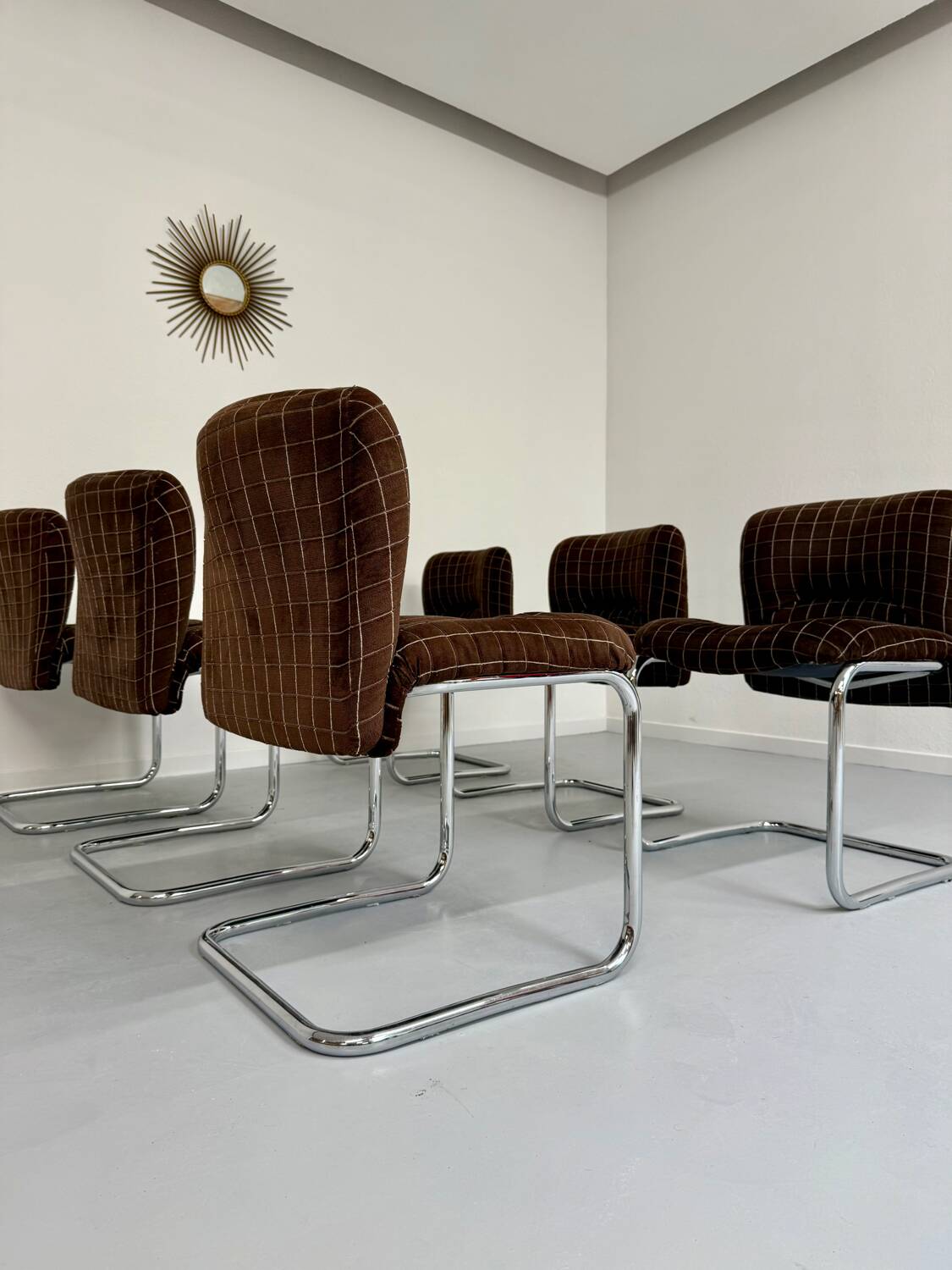 6 old tubular and velvet chairs Italian design from the 70s