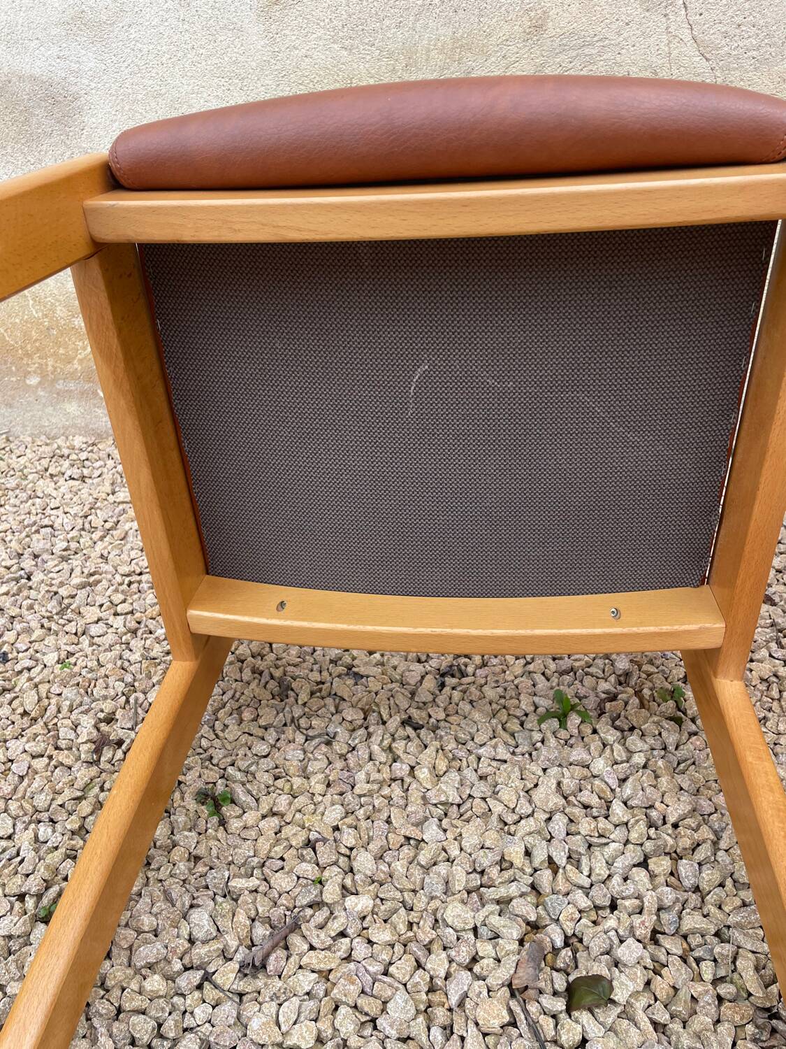 Paire de chaises vintage bois et Skaï