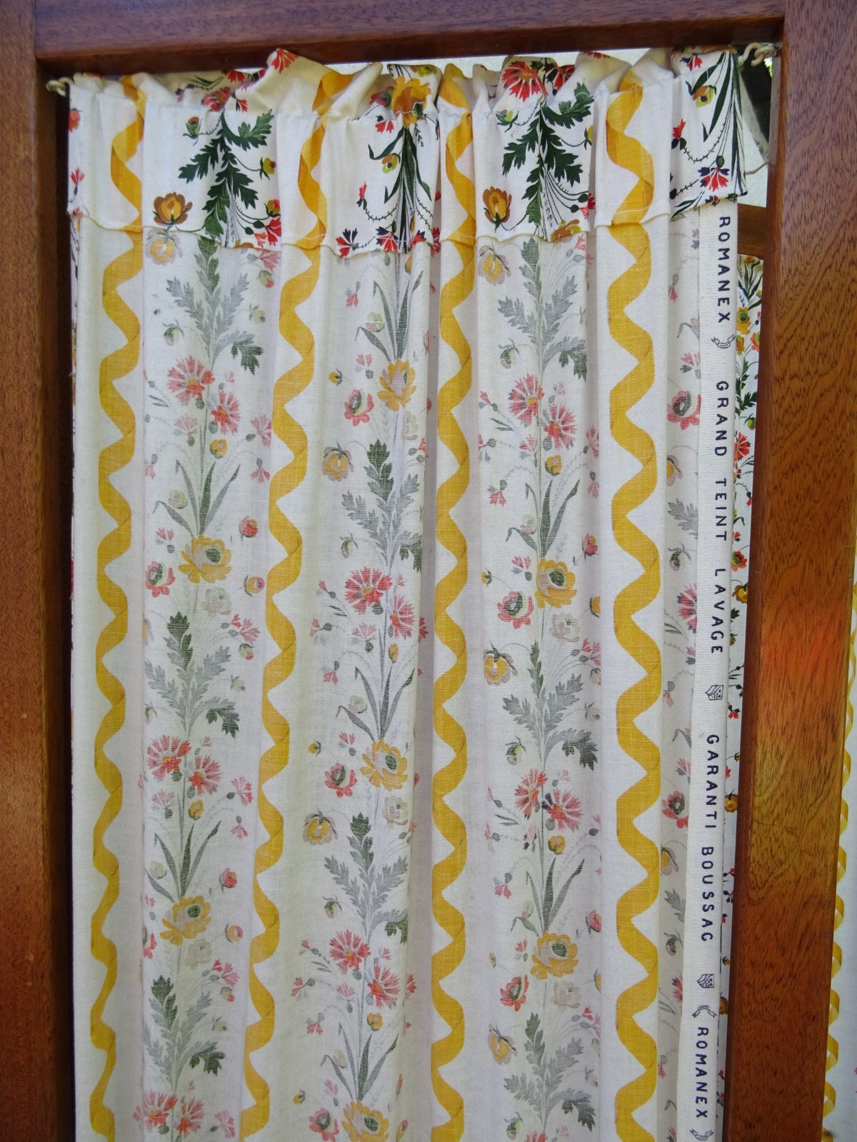 Vintage mahogany screen