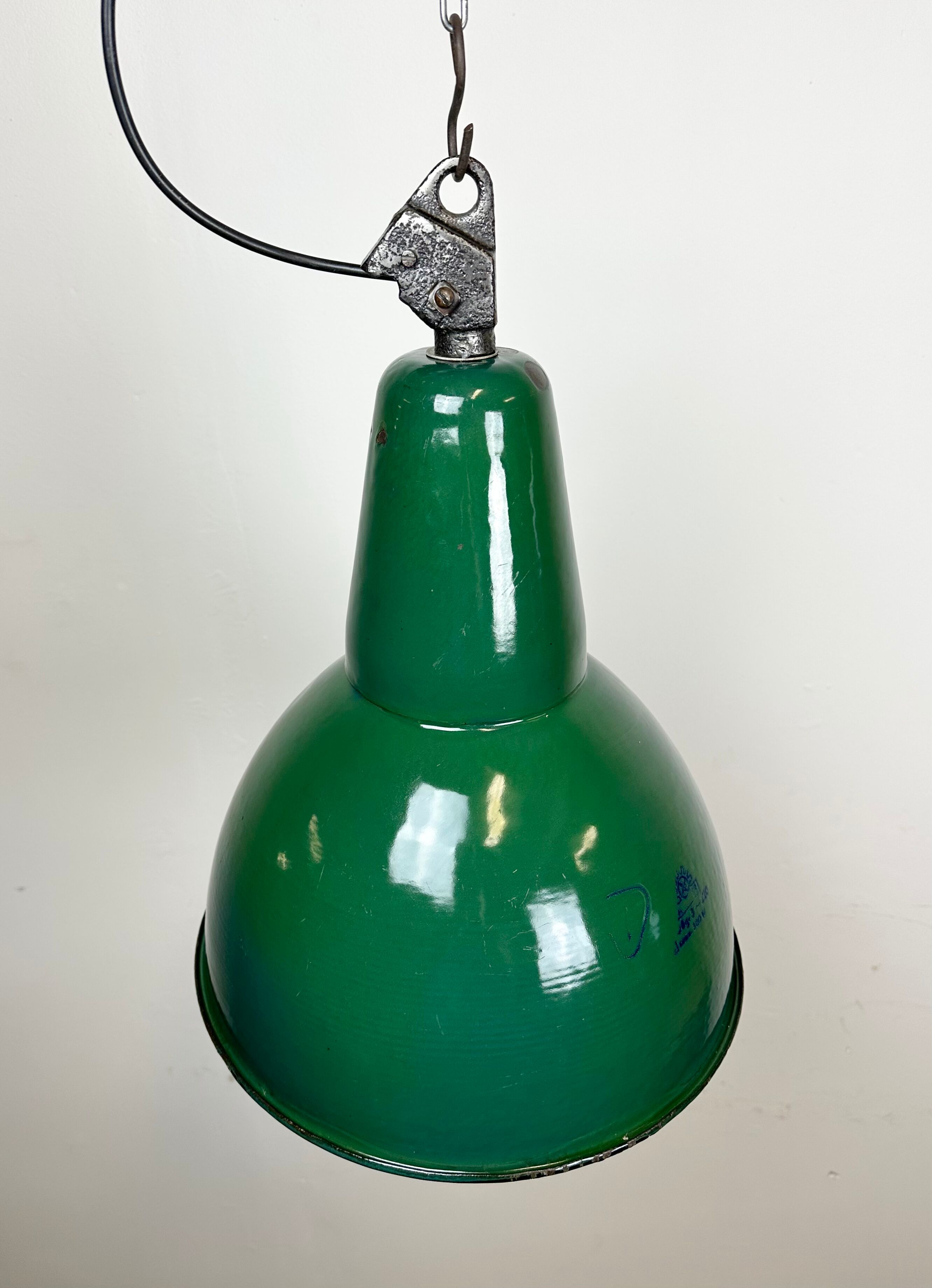 Industrial green enamel factory lamp with cast iron top, 1960s