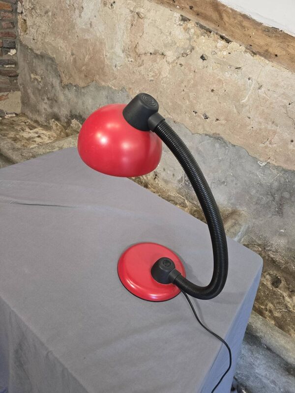 Lampe de bureau design rouge pour Hustadt, par Klaus Hempel. Années 70