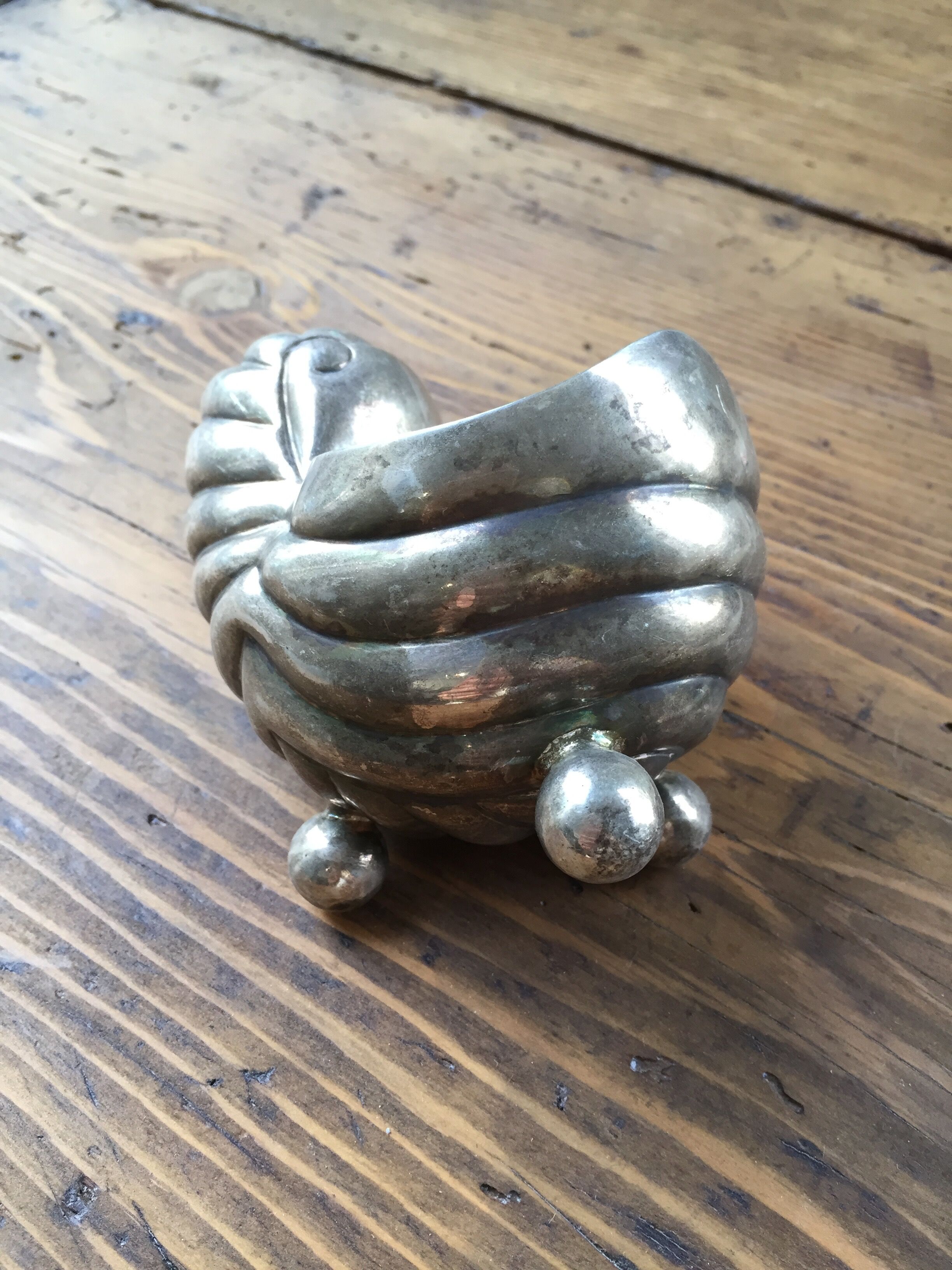 Silver shell ashtray