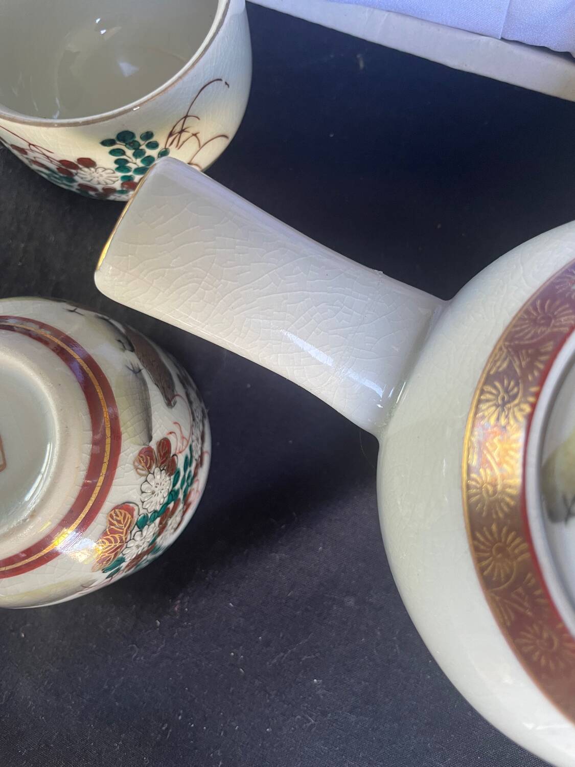 Vintage Japanese Kutani teapot and 4 cups marked Kyusu
