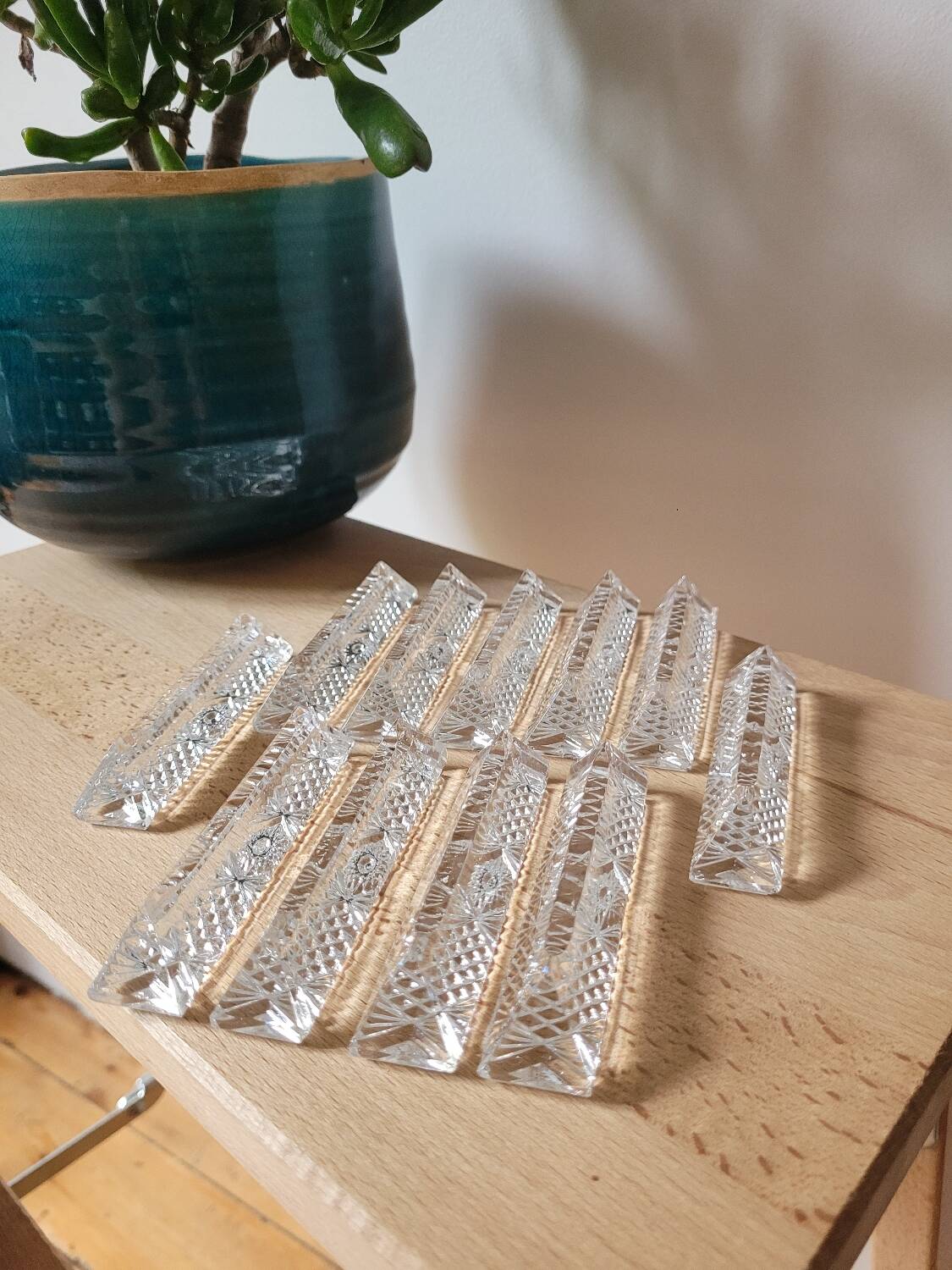 Set of 11 crystal knife holders