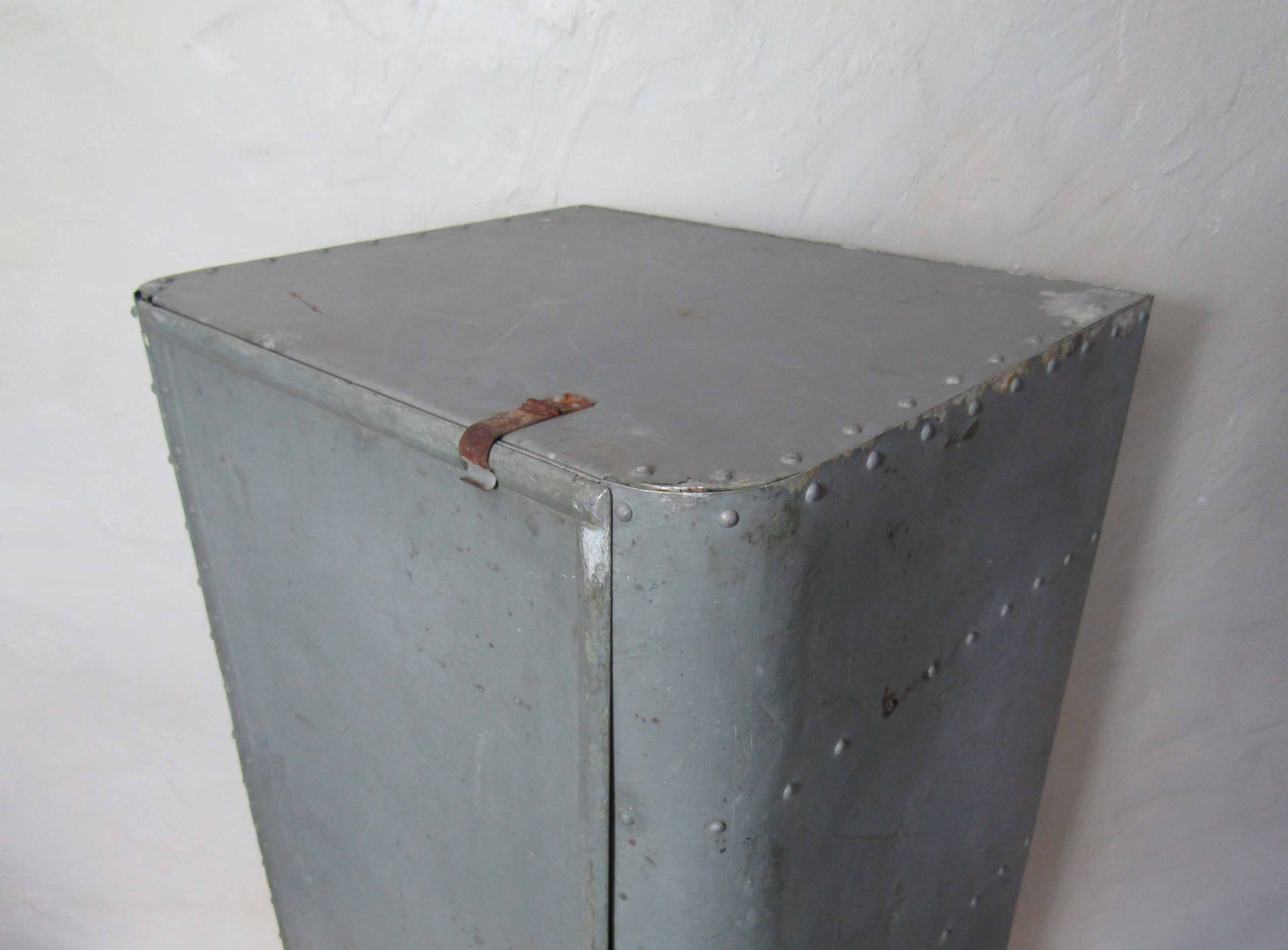 Former industrial shelf