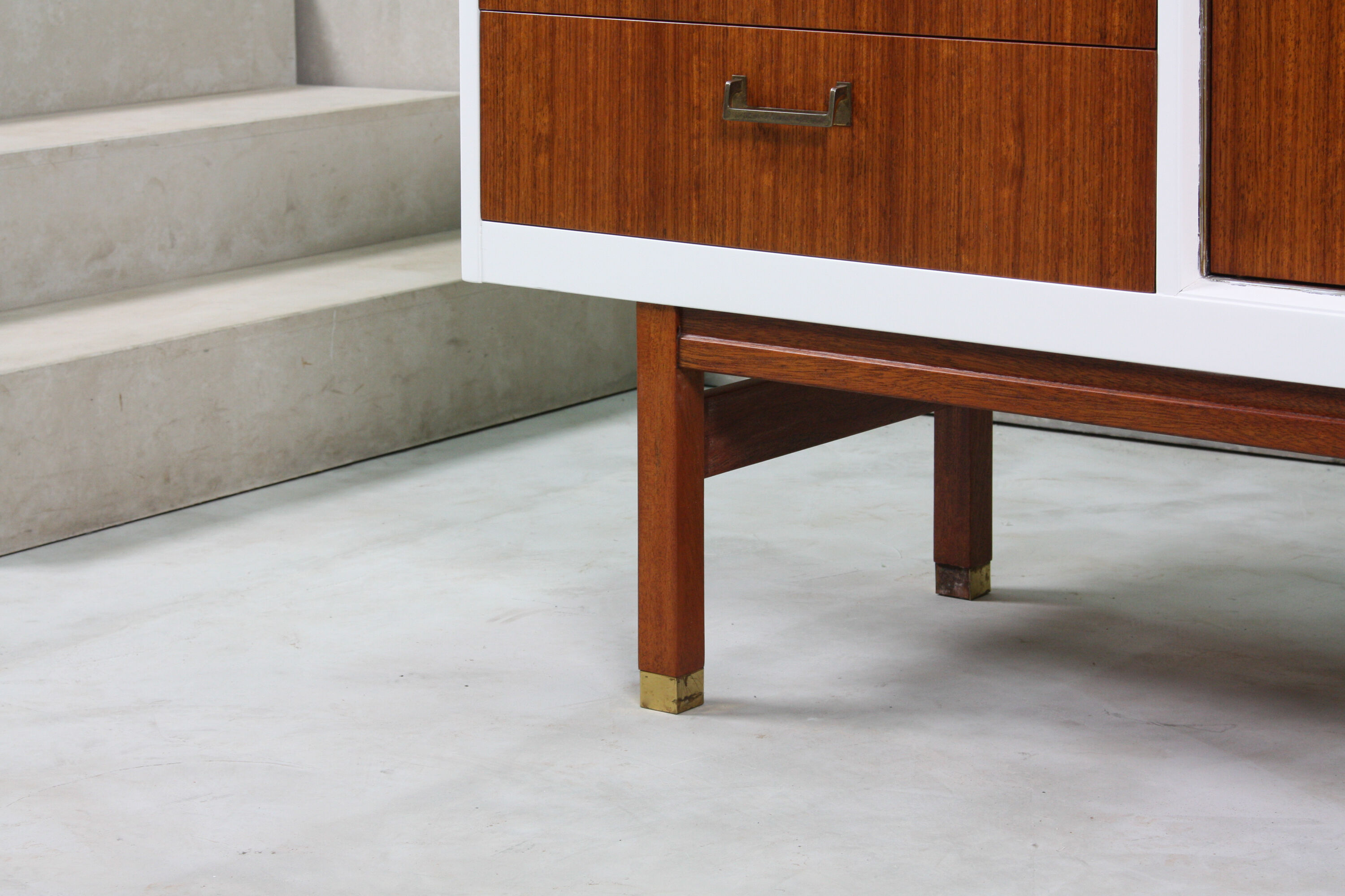 White lacquered long sideboard G Plan, 1960’s