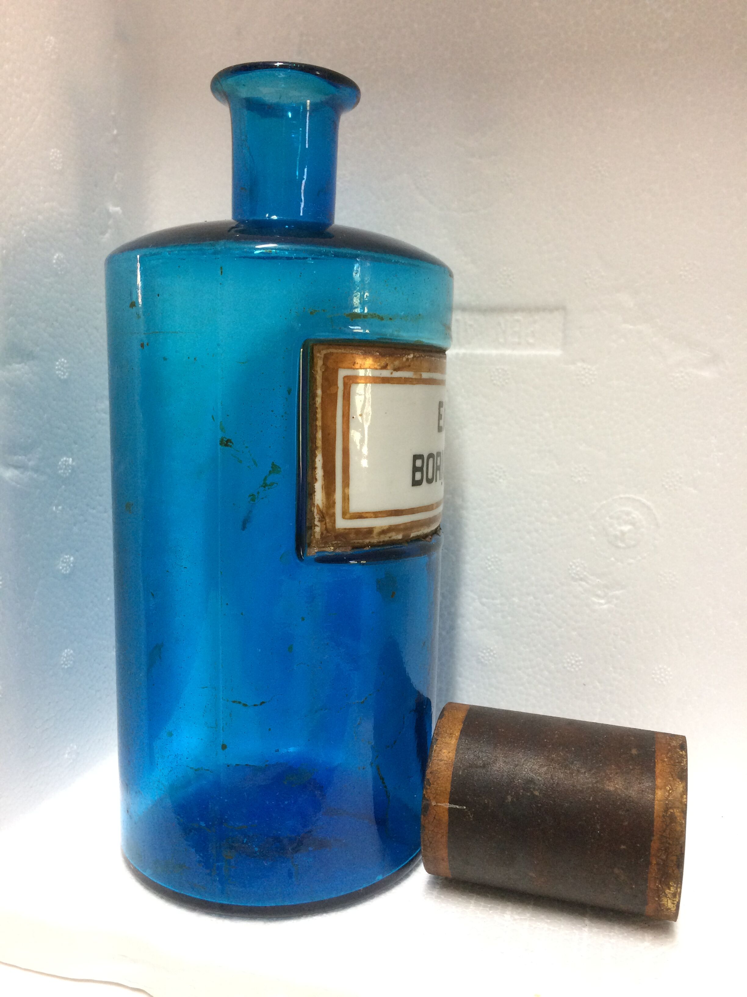 Napoleon III pharmacy pot