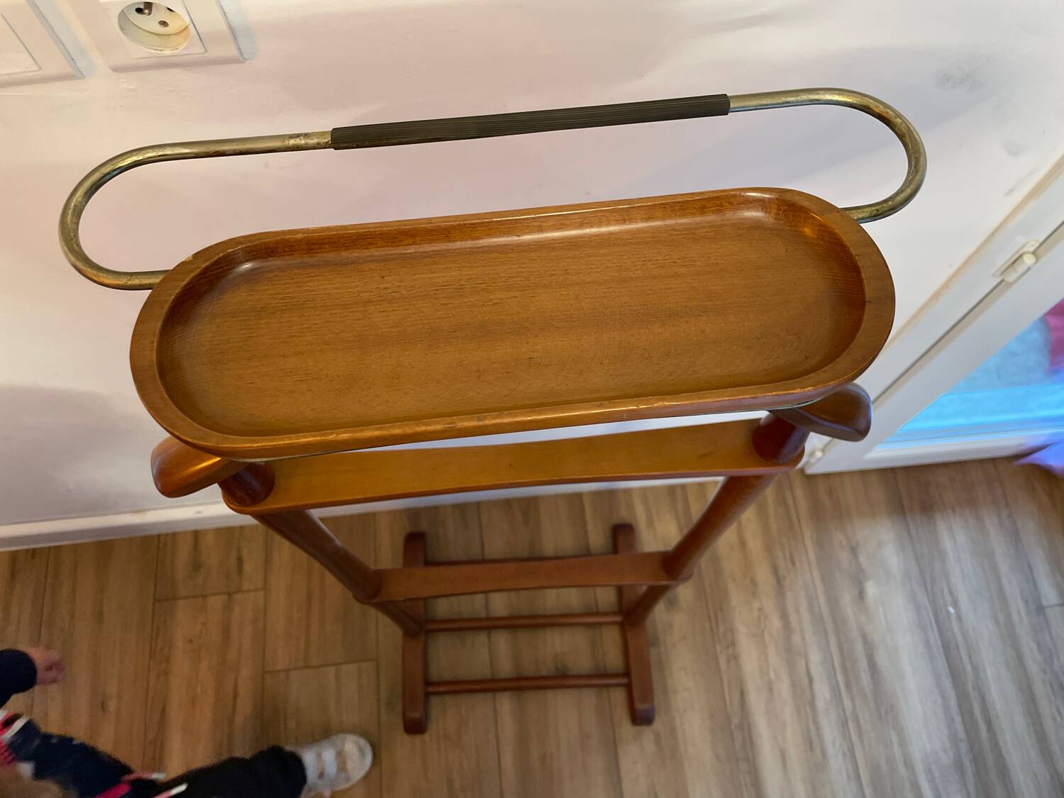 Valet 1950 Nevco