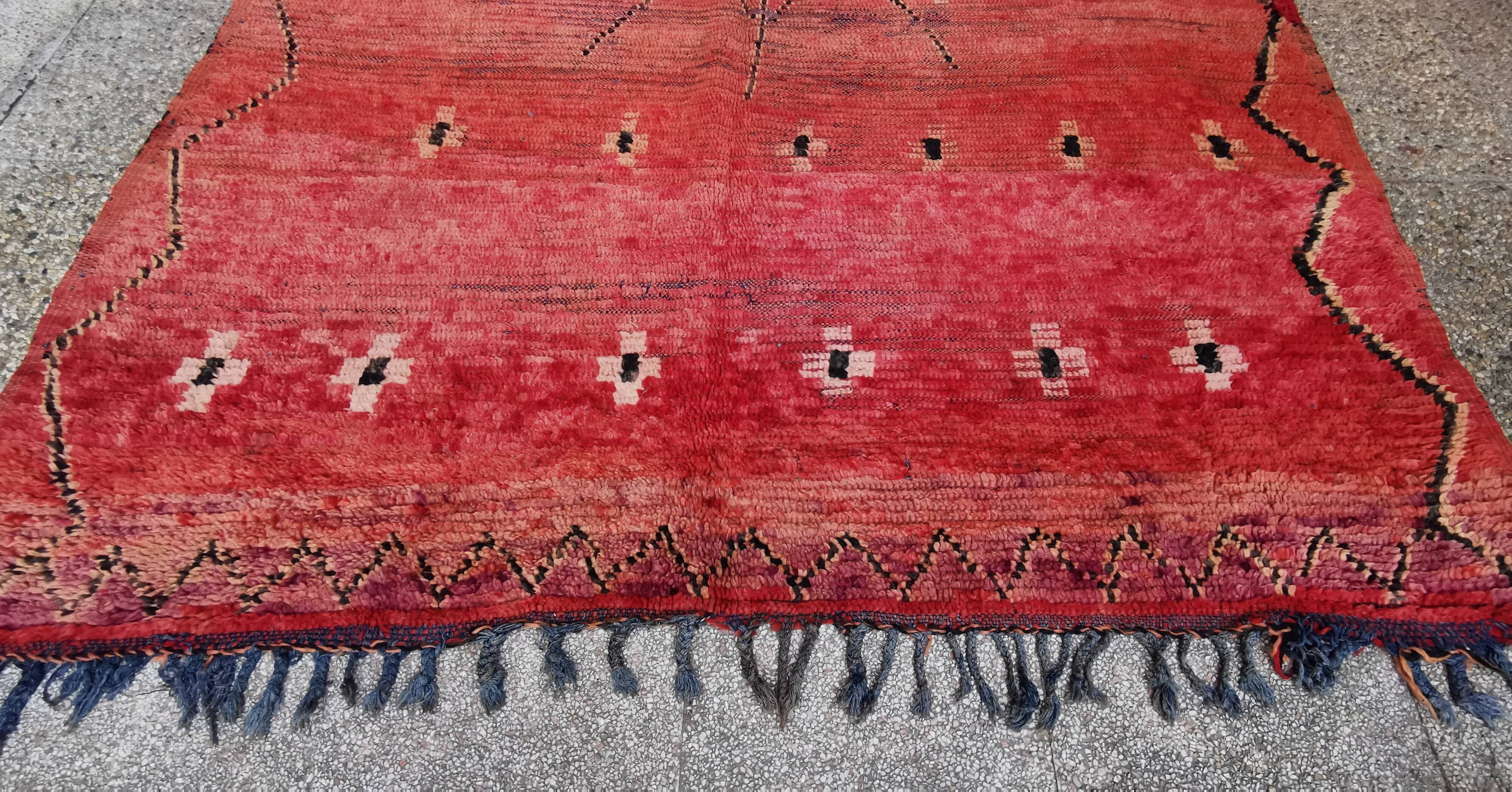Vintage Berber carpet boujaad 200/390