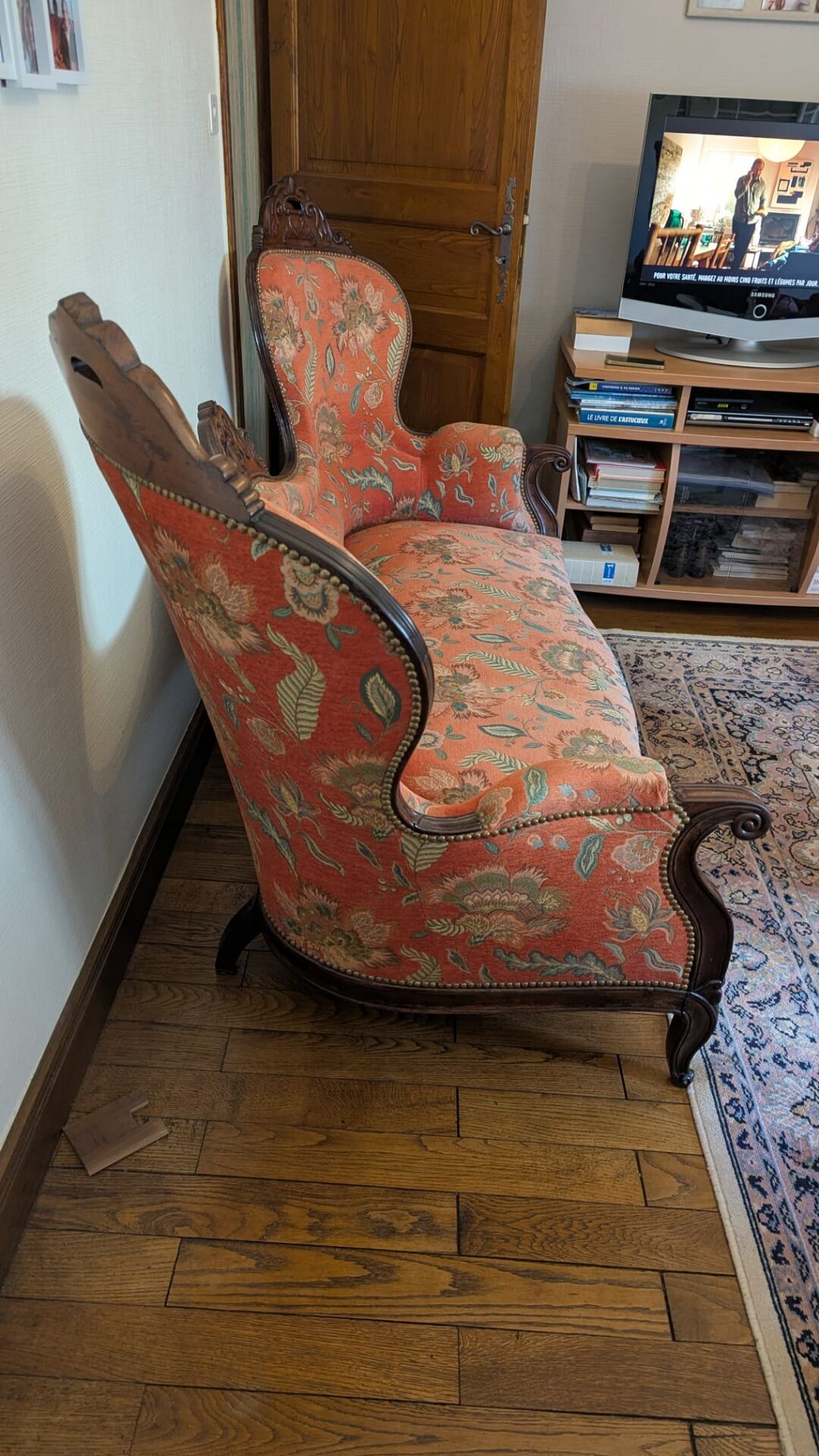 Napoleon III sofa