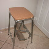 Stepladder stool