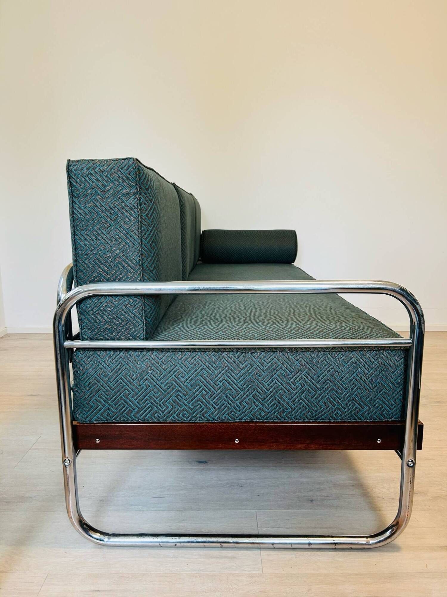 Canapé Bauhaus en Acier Tubulaire de Robert Slezak, 1930s
